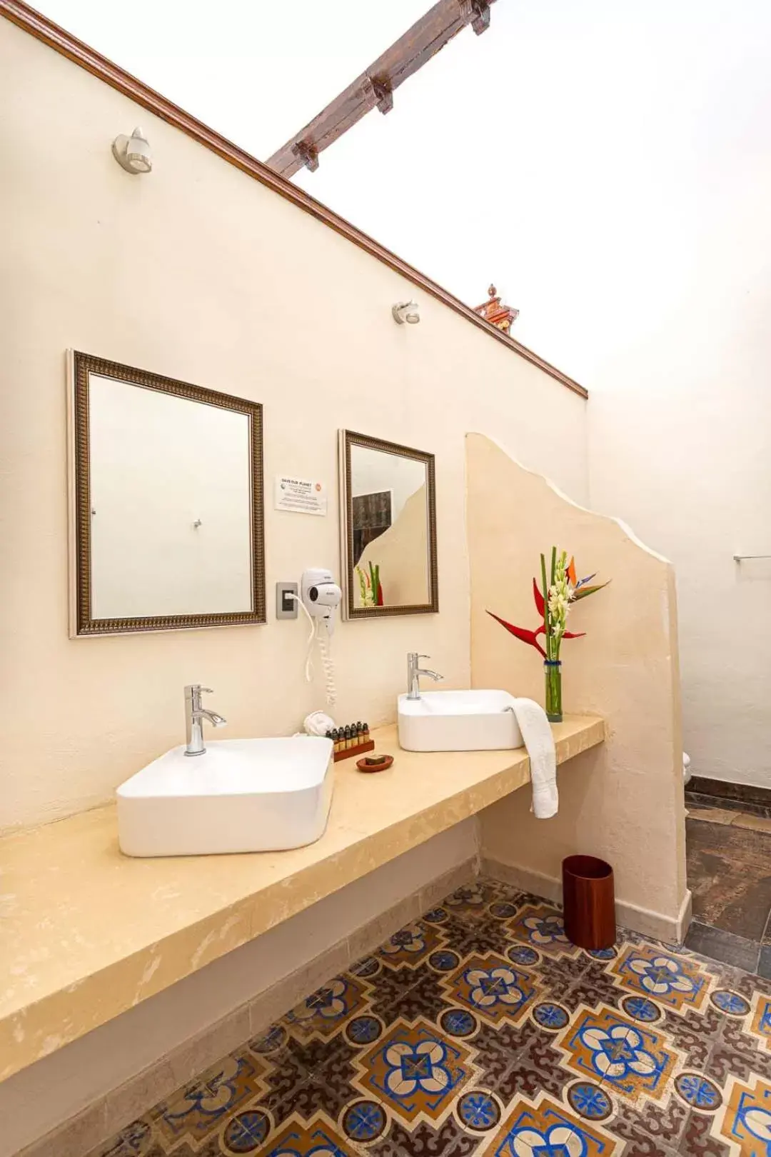 Bathroom in Viva Merida Hotel Boutique