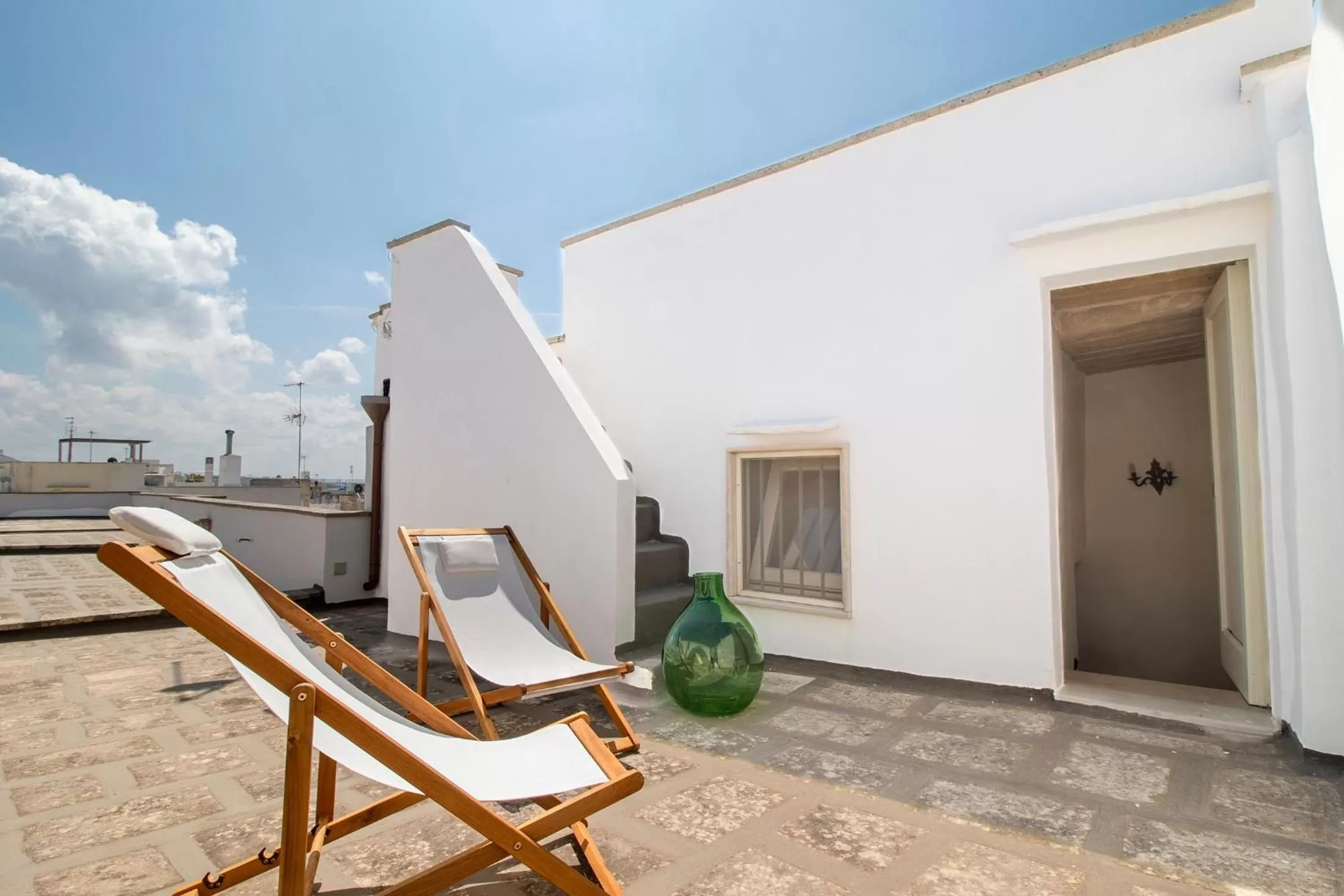 Day in Palazzo Zacà