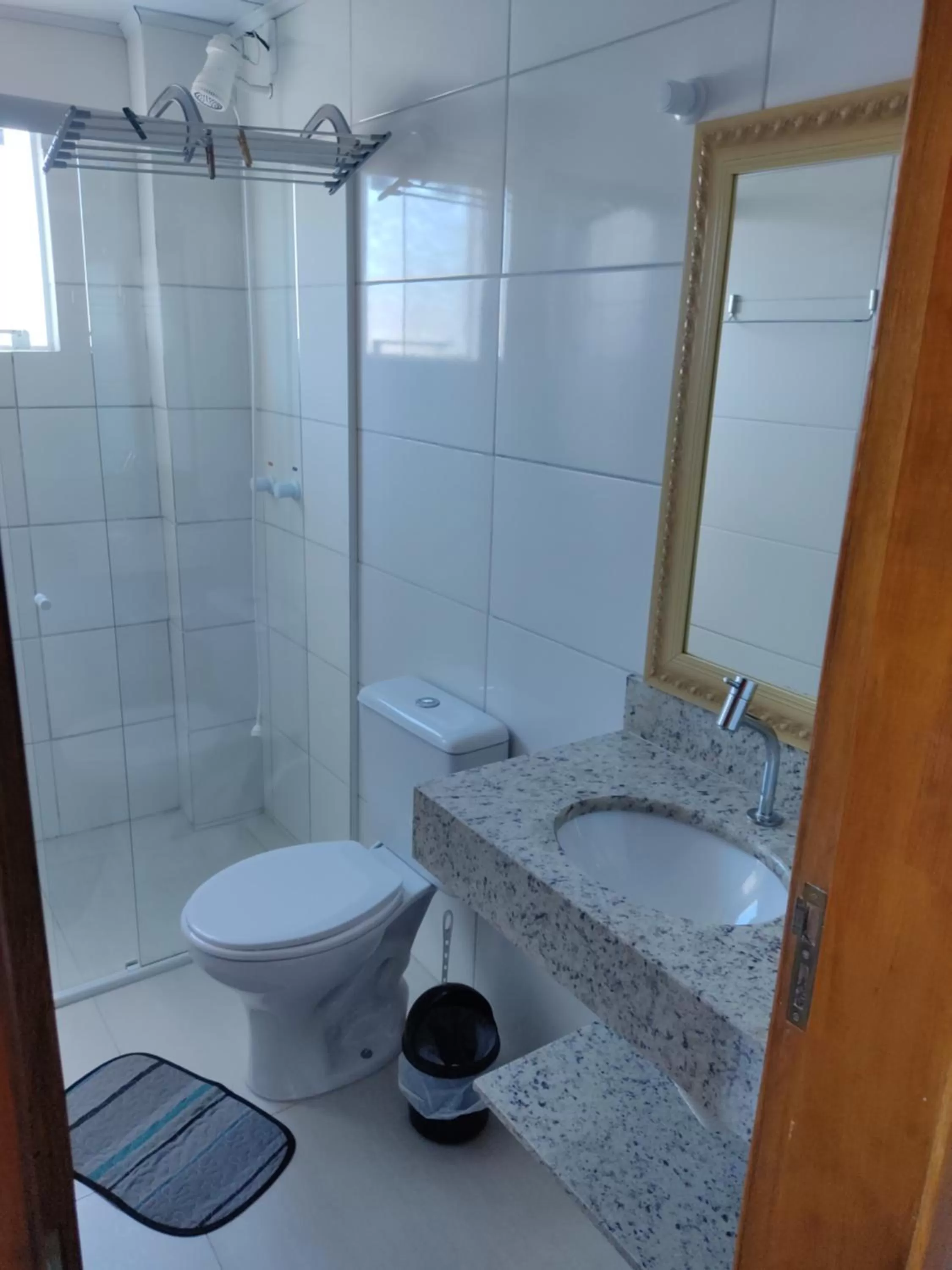 Bathroom in Residencial Massiambu