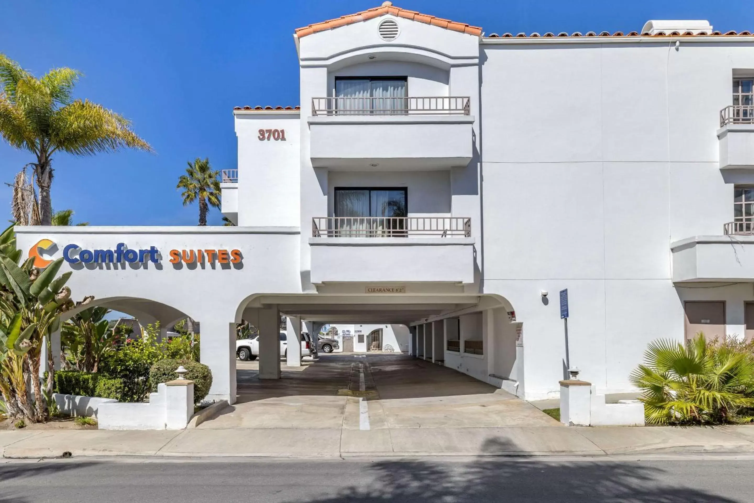 Property Building in Comfort Suites San Clemente Beach