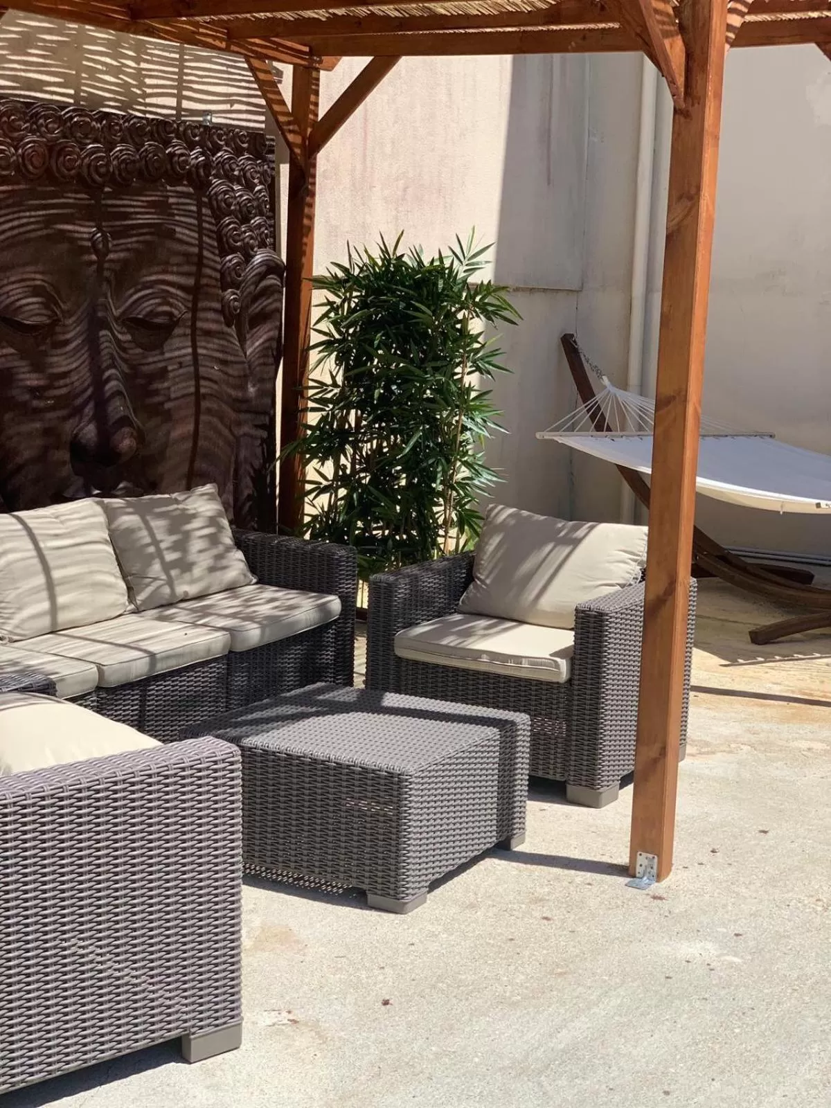 Patio in Appart'Hôtel Auxerre