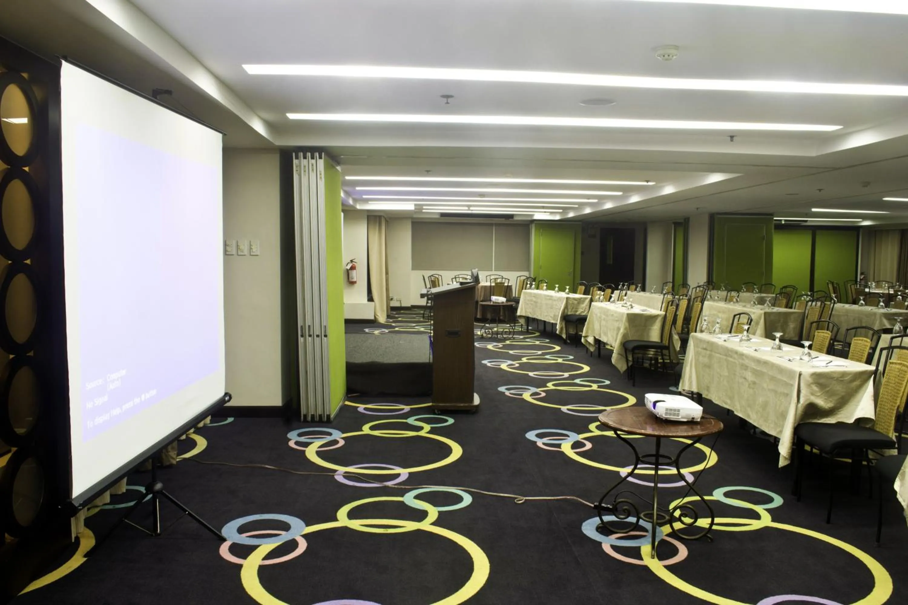 Banquet/Function facilities in El Cielito Inn - Sta. Rosa