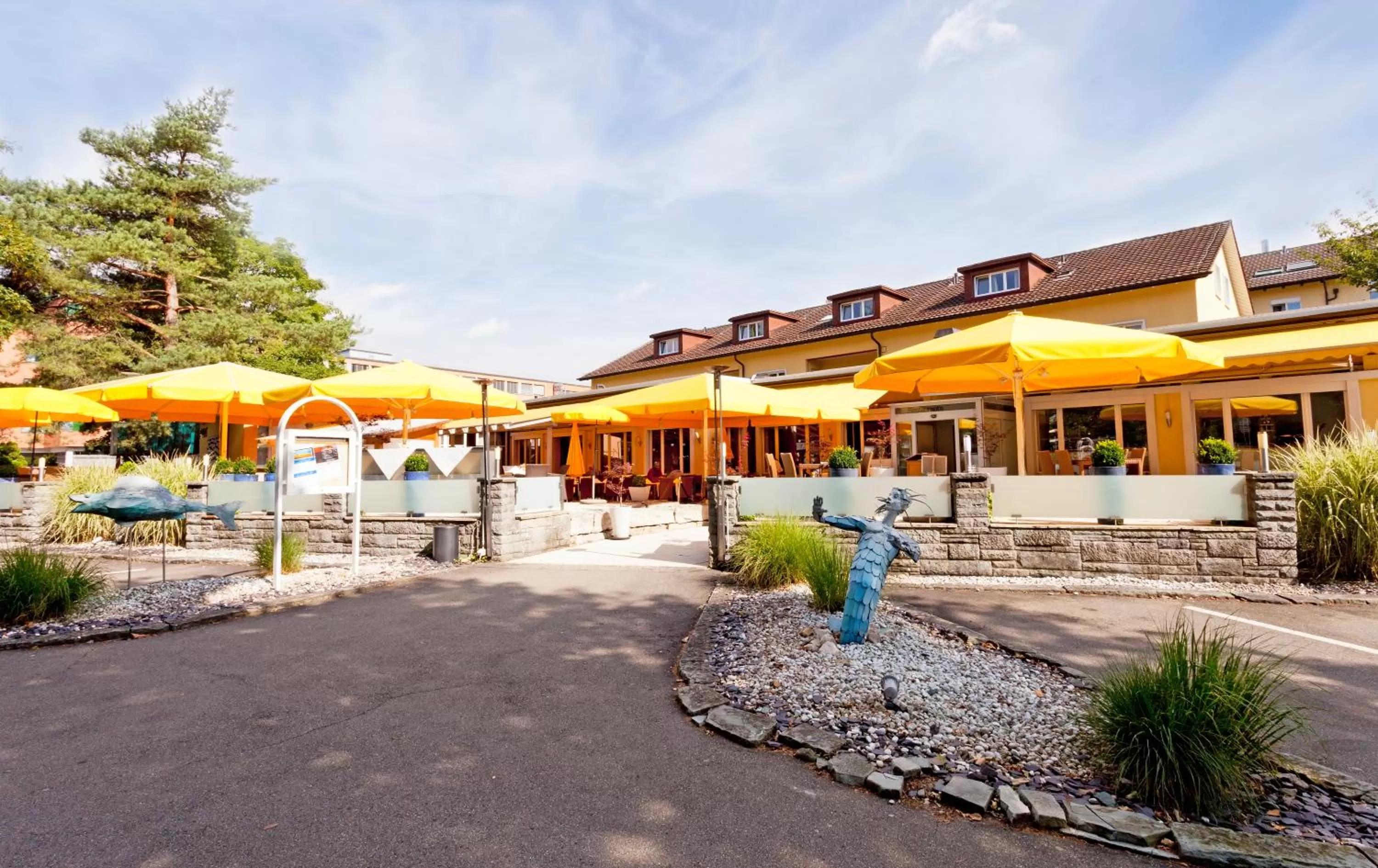 Facade/entrance in Sorell Hotel Sonnental Dübendorf