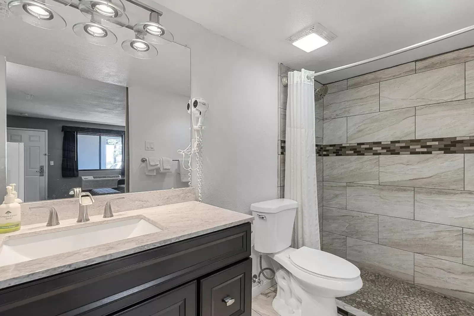 Bathroom in GreenTree Inn Prescott Valley