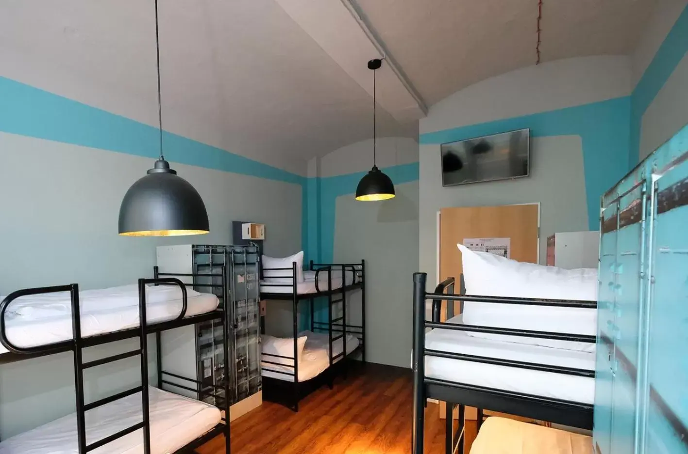 Photo of the whole room, Bunk Bed in Singer109 Hotel & Hostel