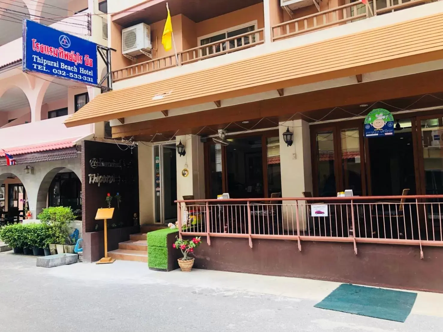 Facade/entrance in Thipurai Beach Hotel