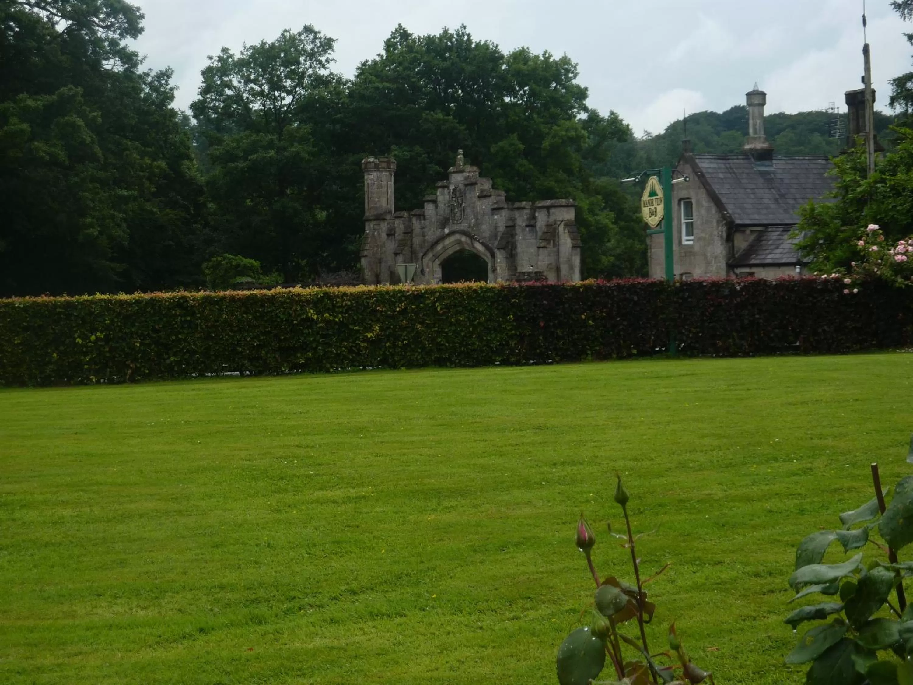 Property building in Manorview B&B