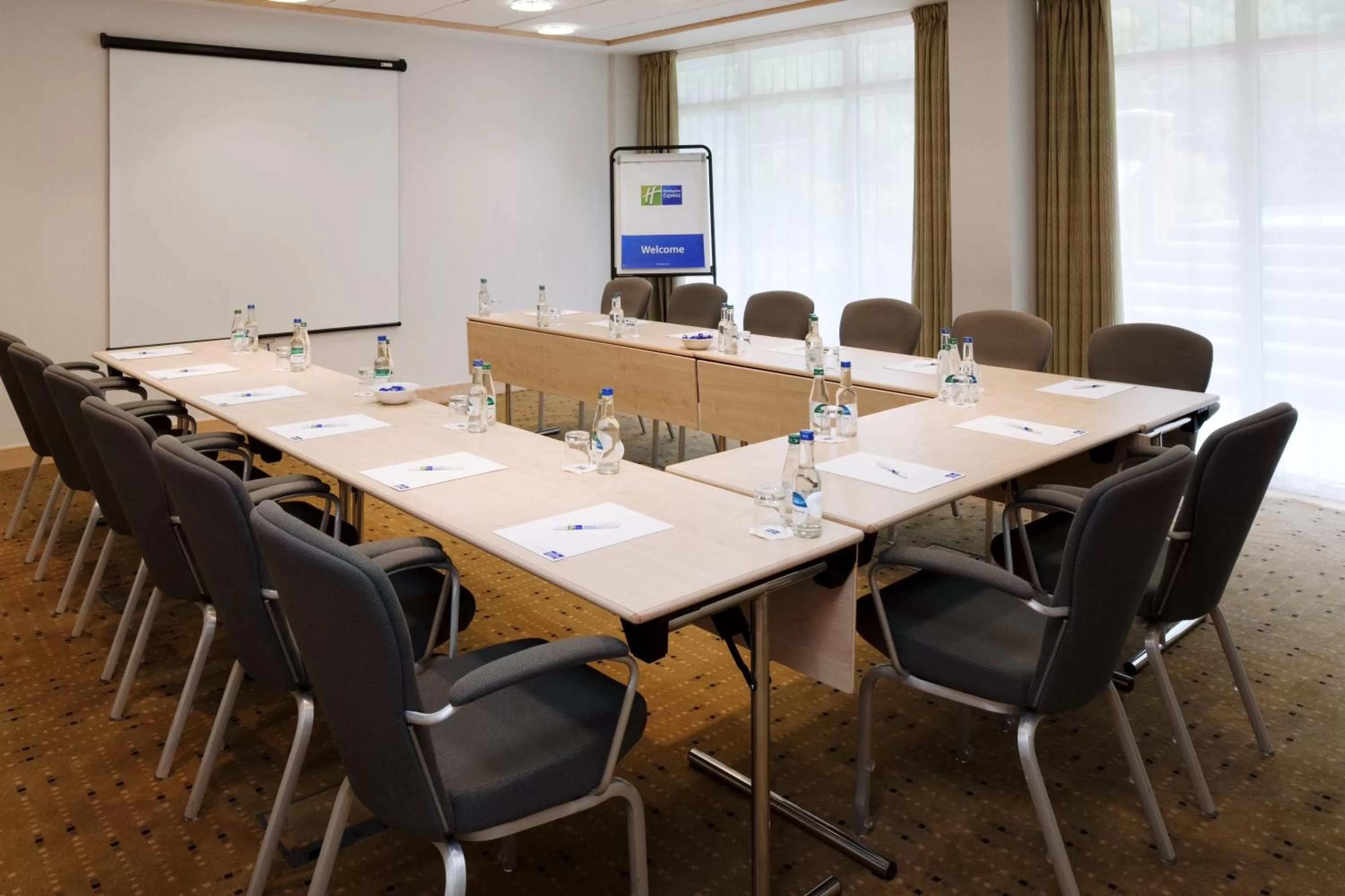 Meeting/conference room in Holiday Inn Express Birmingham Redditch by IHG