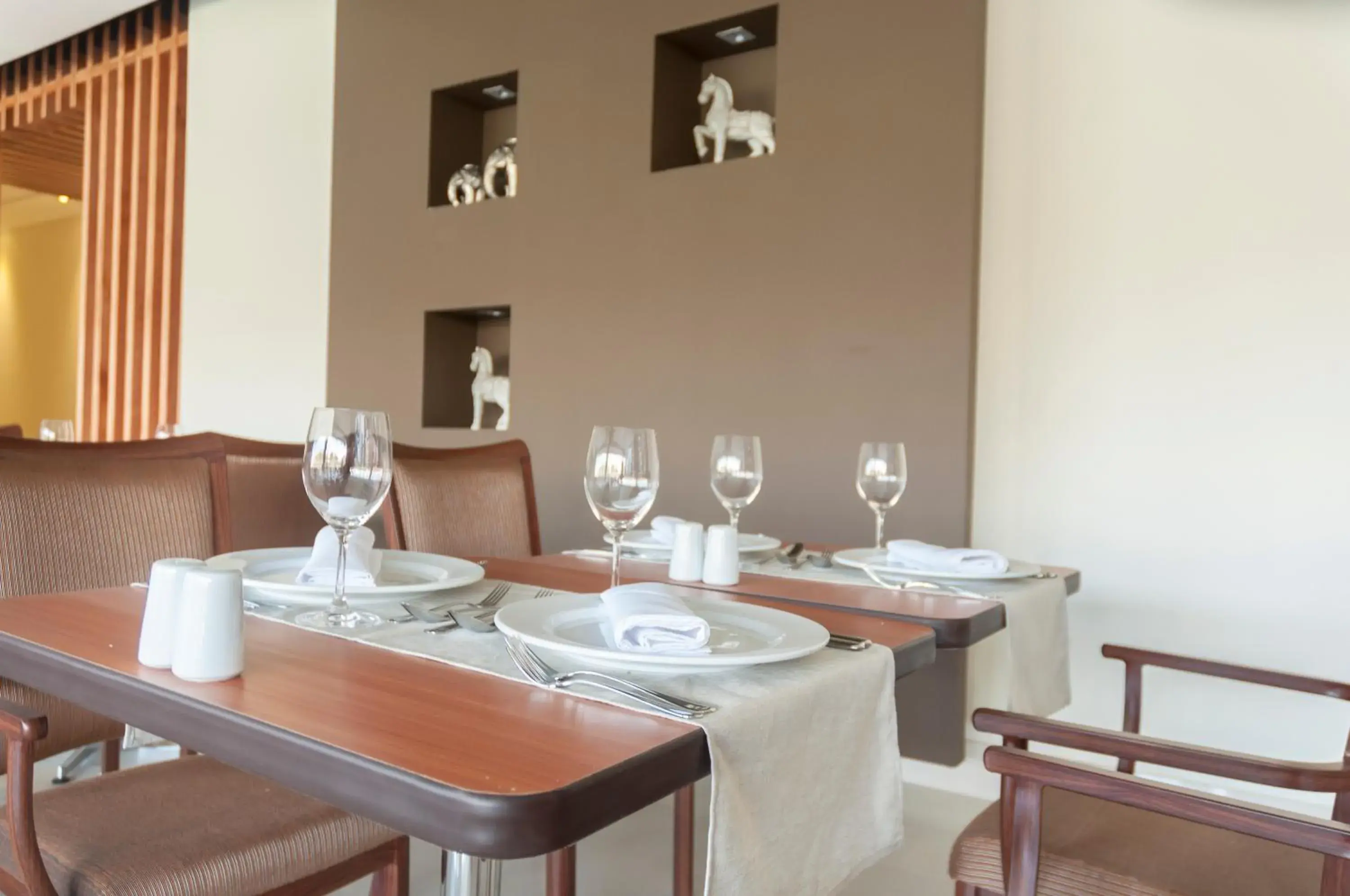 Dining area, Restaurant/Places to Eat in Hotel Diego de Almagro La Serena
