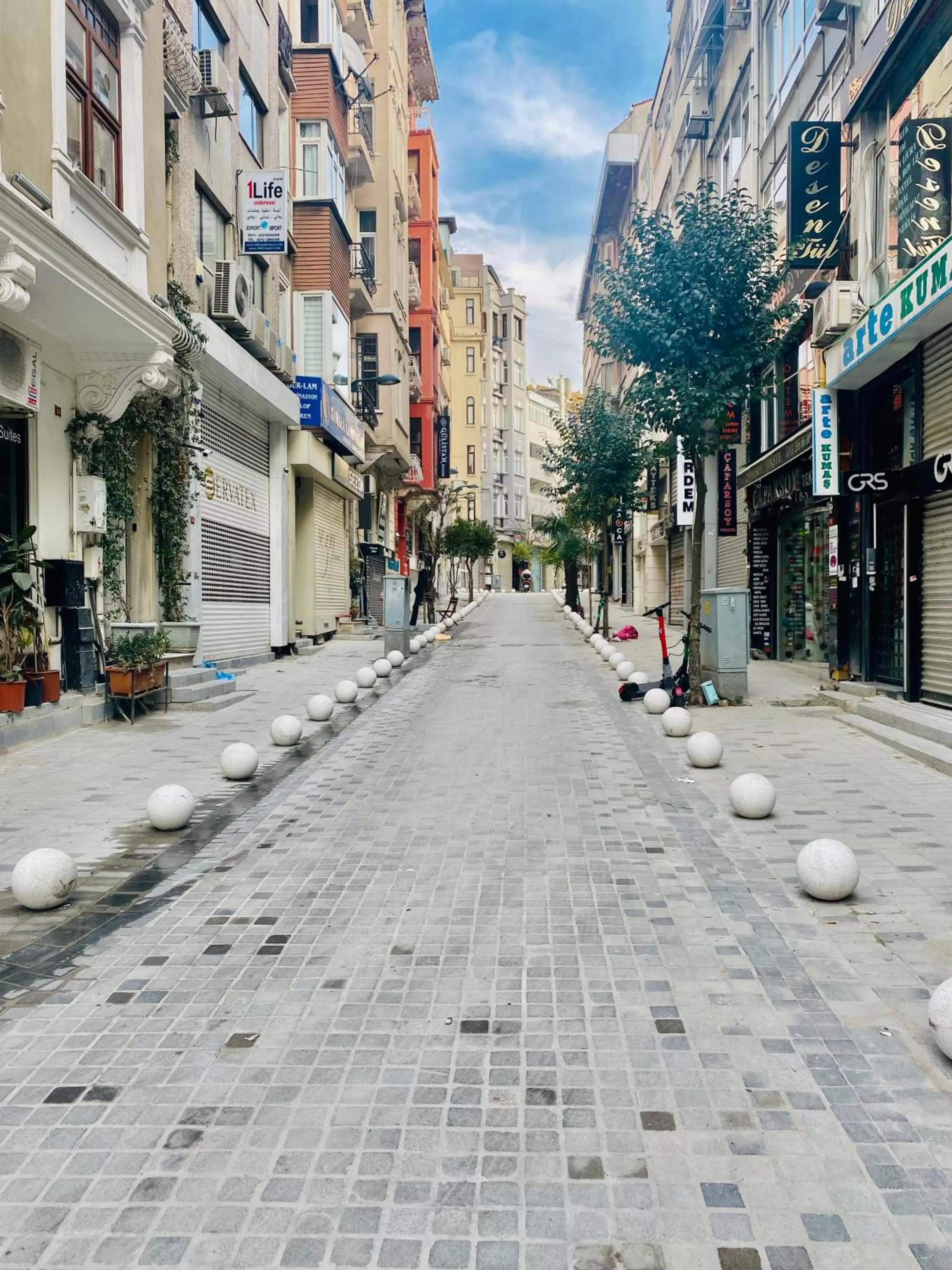 Street view in White Suites Hotel İstanbul