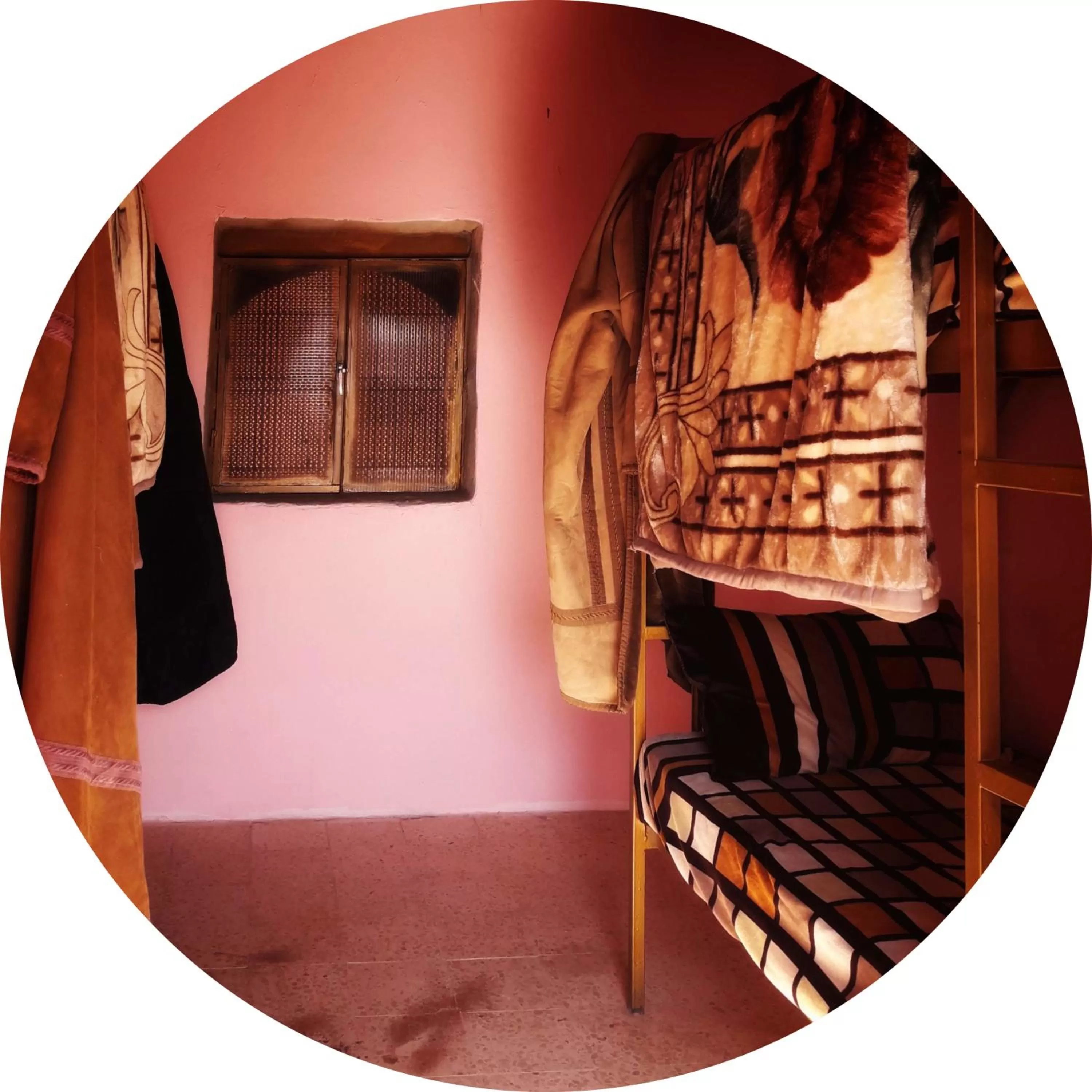 Bed in 4-Bed Dormitory Room in Malakot Inn