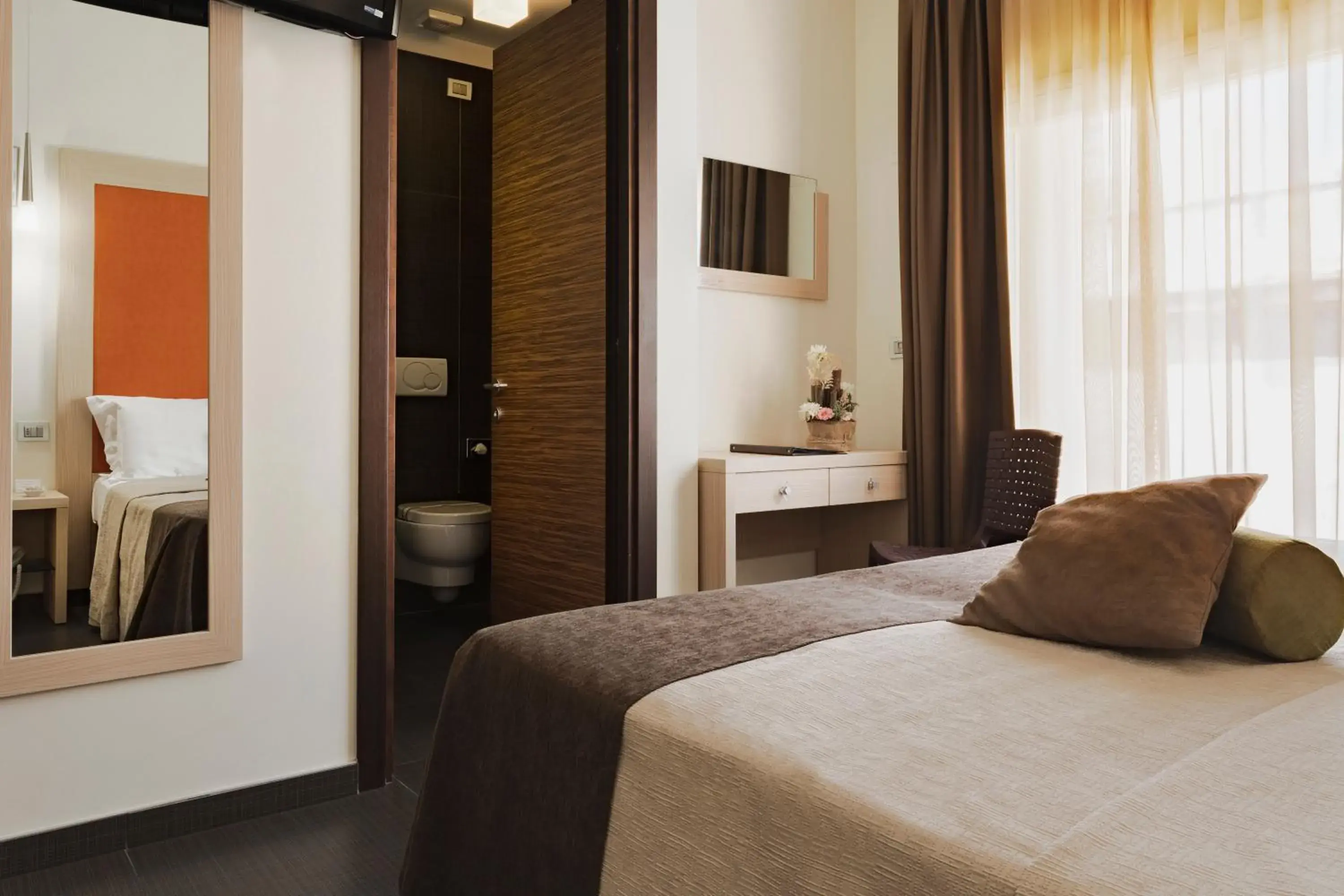 Superior Double or Twin Room with balcony in Hotel 33 Baroni Superior Double or Twin Room with balcony in Hotel 33 Baroni