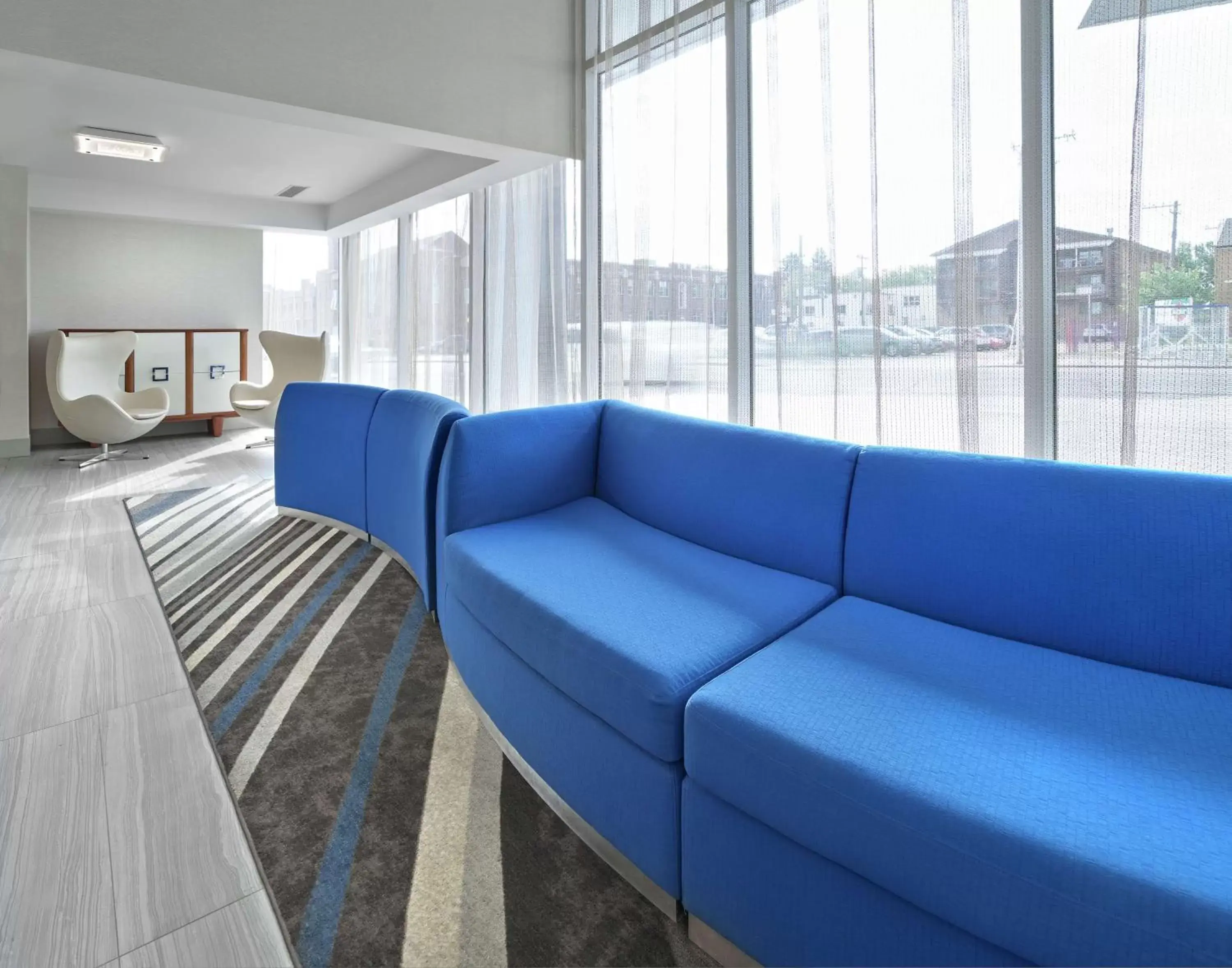 Lobby or reception, Seating Area in DoubleTree by Hilton Edmonton Downtown