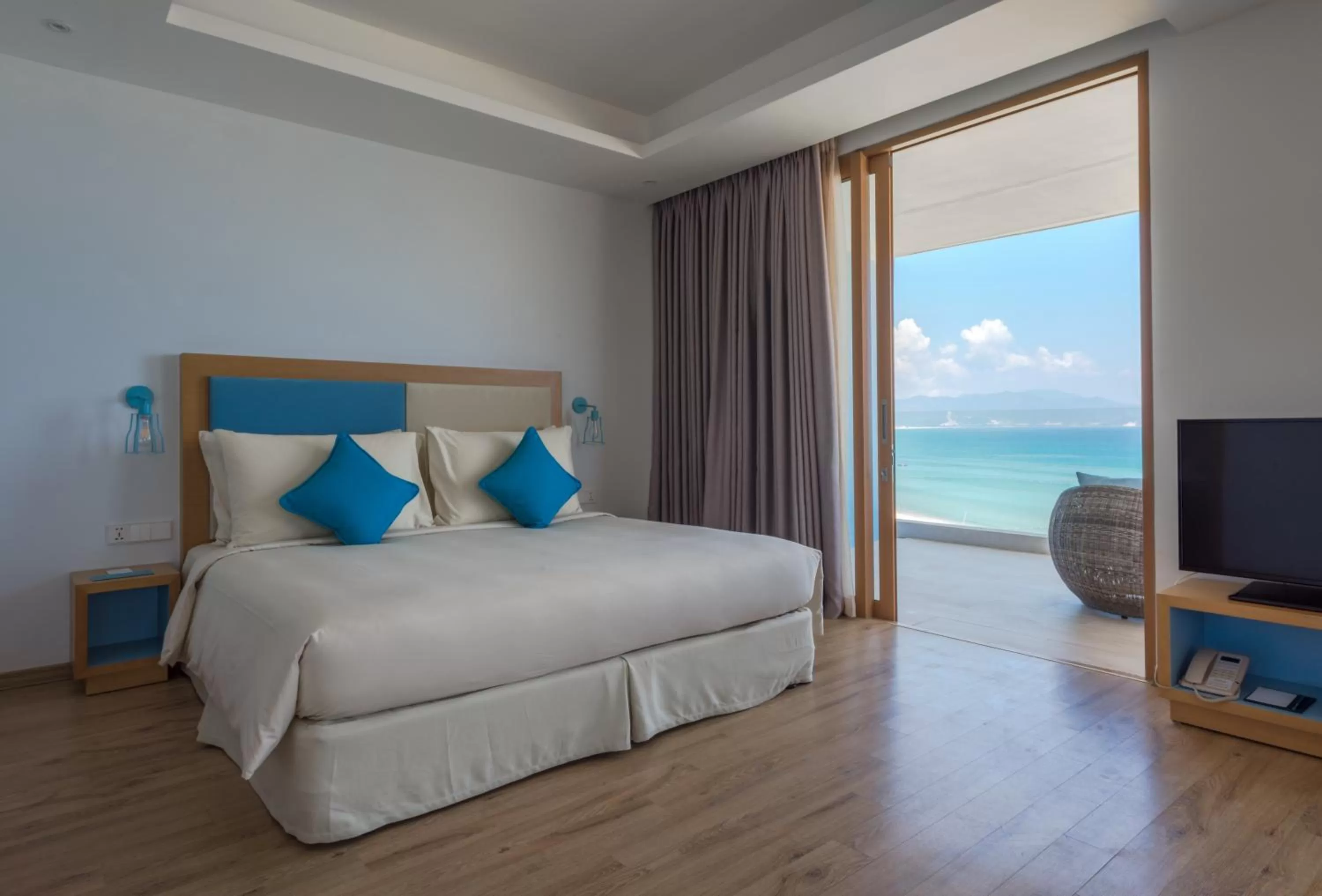 Bed in FLC Luxury Hotel Quy Nhon