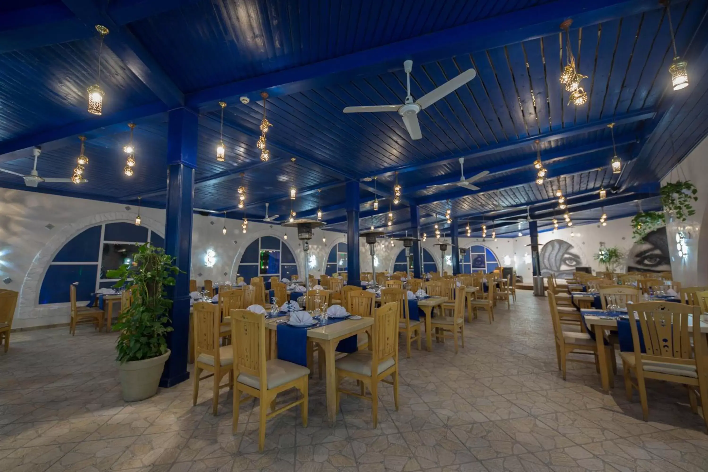 Restaurant/Places to Eat in Sunrise Mamlouk Palace Resort
