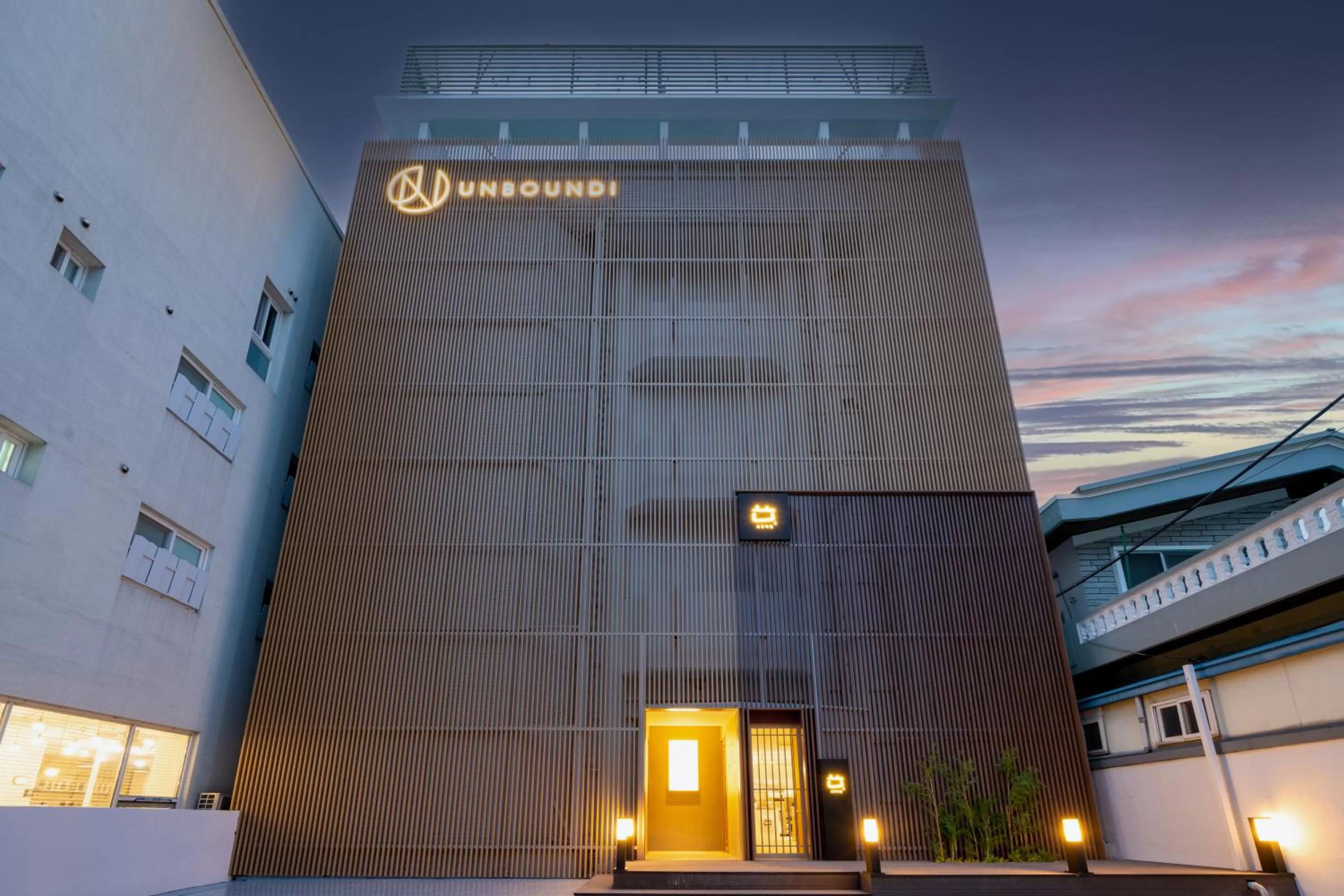 Y Collection by Unboundi Gyeongju