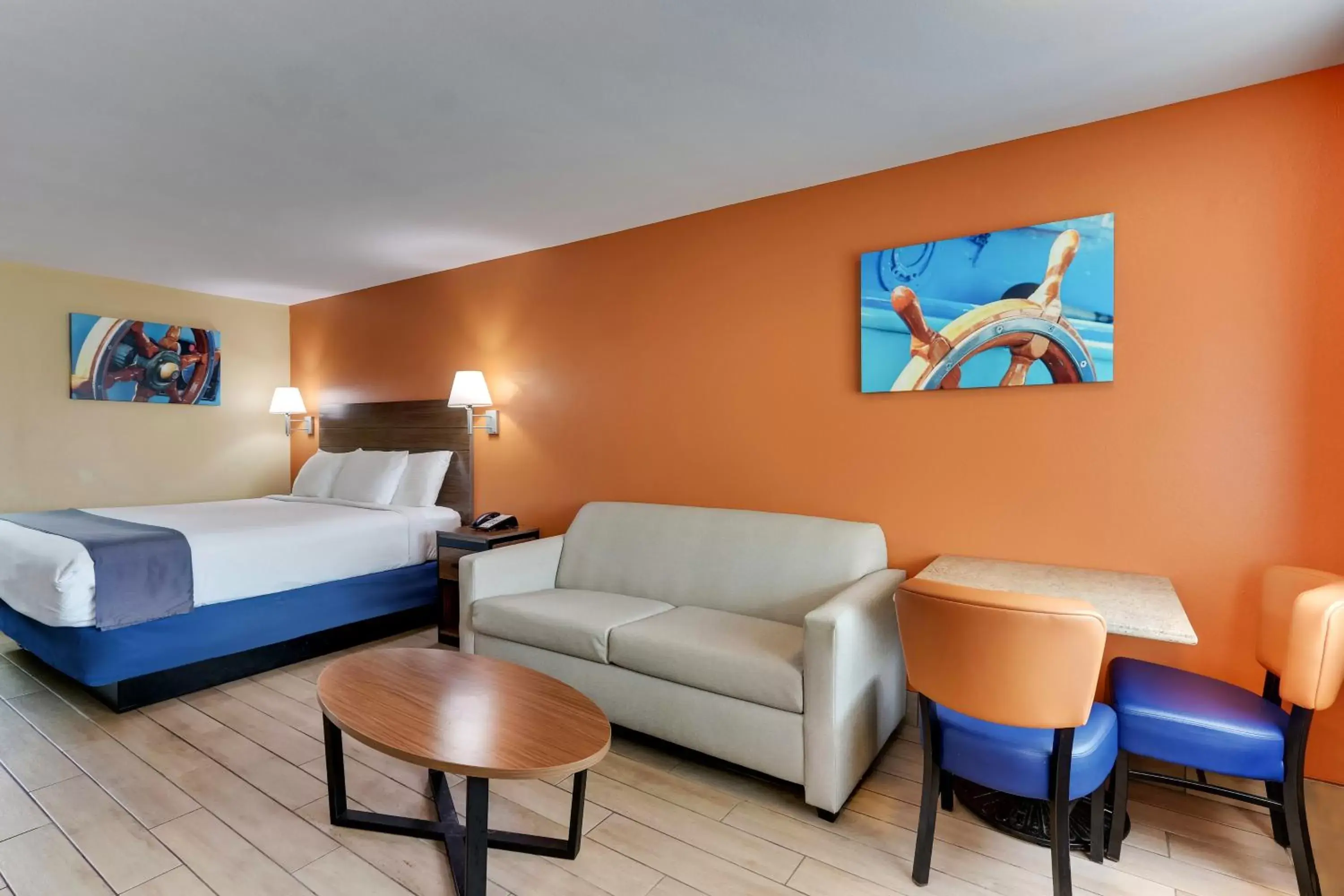 Bed in Captains Quarters Inn Bed in Captains Quarters Inn