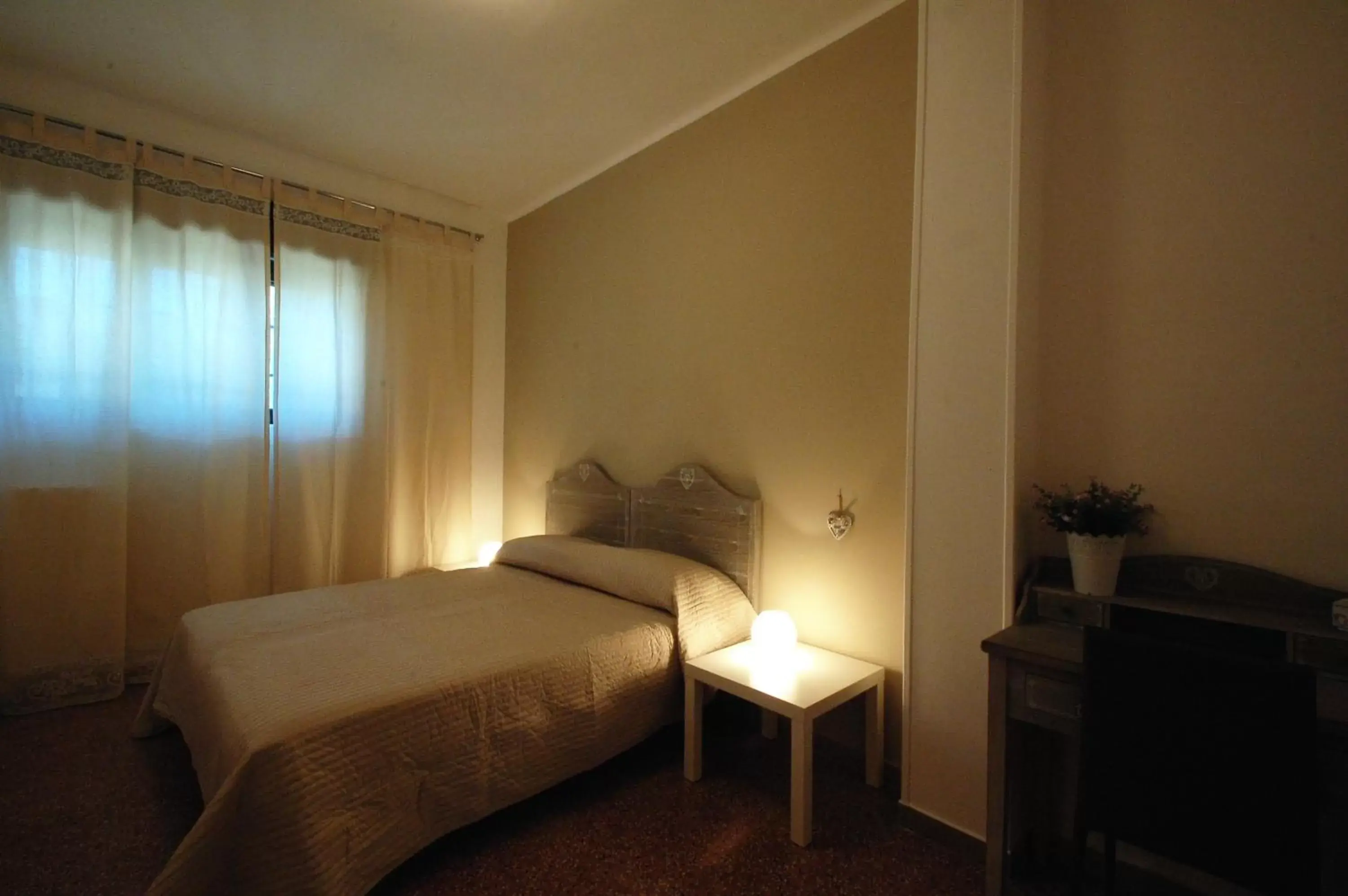 Photo of the whole room, Bed in Giardino dei Frutti