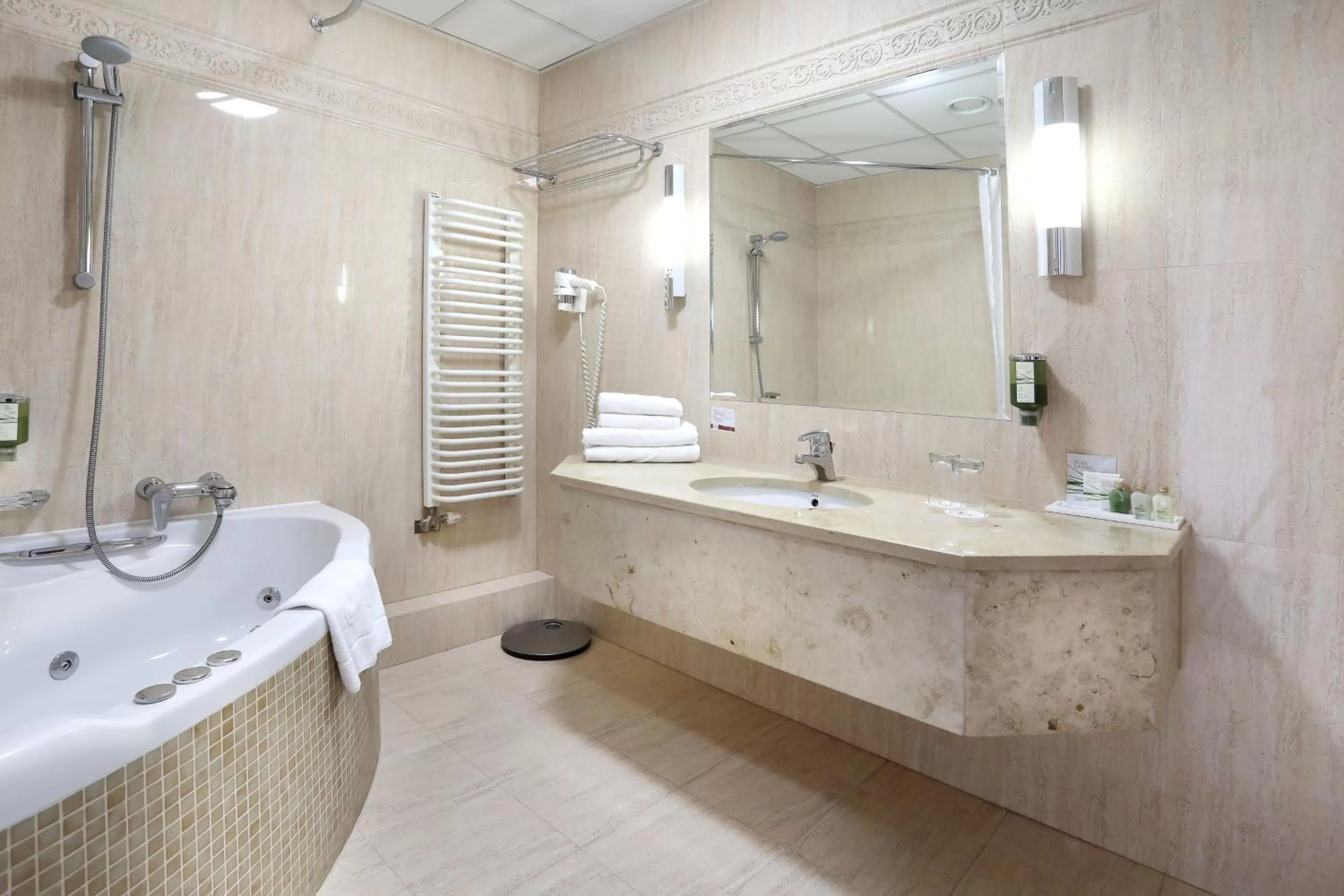 Bathroom in Hotel Belweder