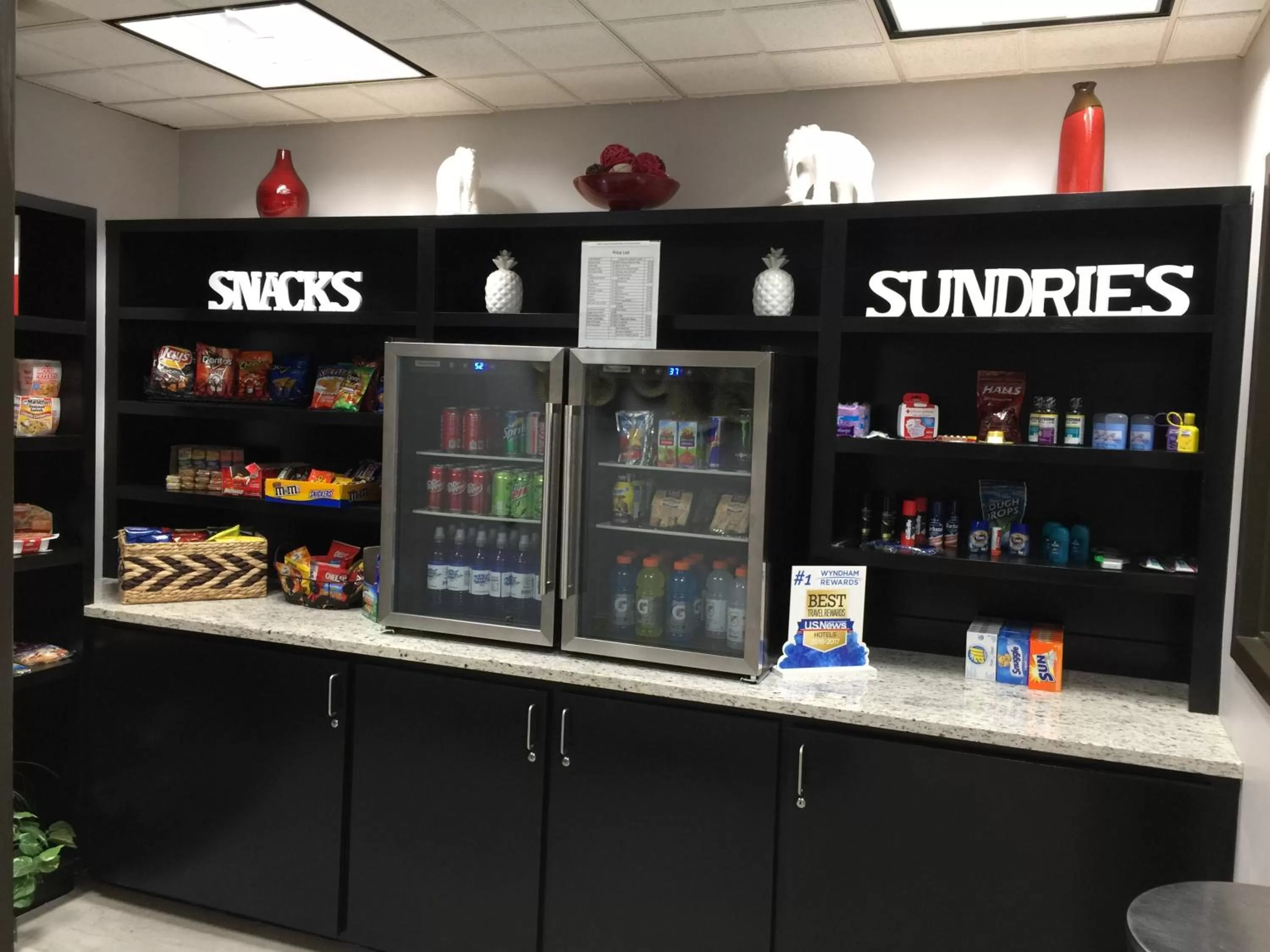 Food and drinks in Wingate by Wyndham Little Rock