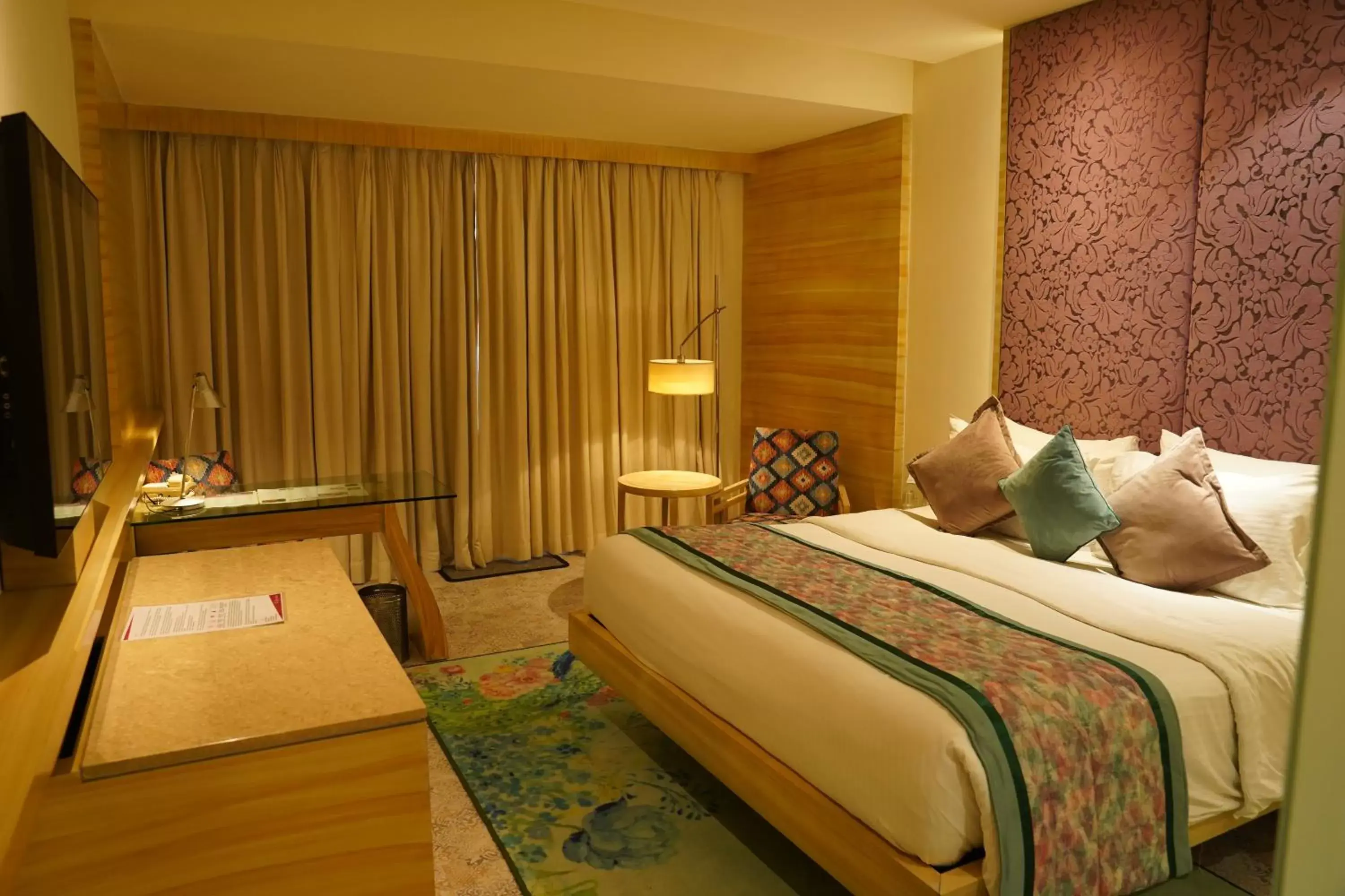 Bed in Hotel Royal Orchid Jaipur, 3 Kms to Airport