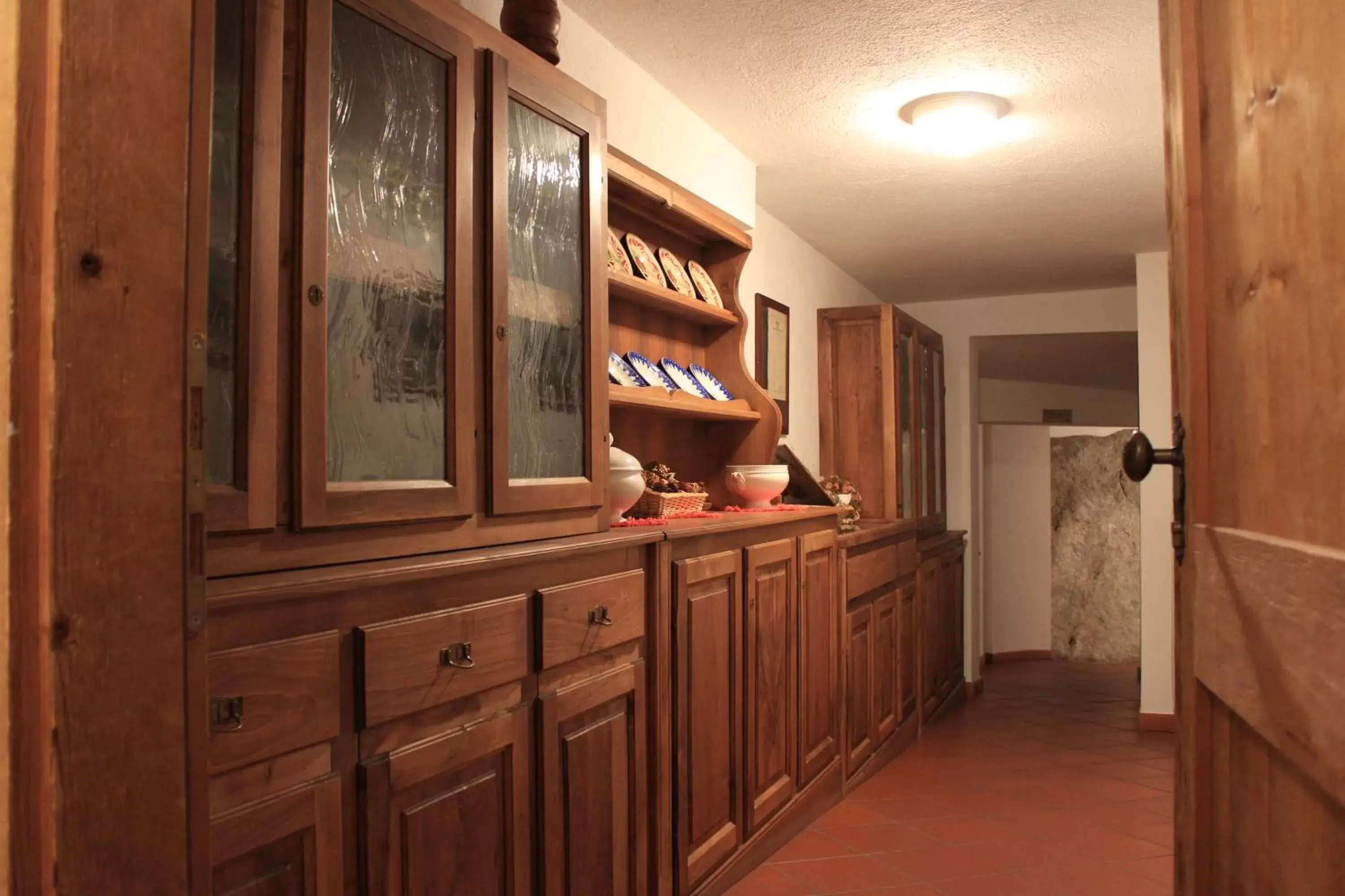 View (from property/room), Kitchen/Kitchenette in Hotel Ottoz Meublé