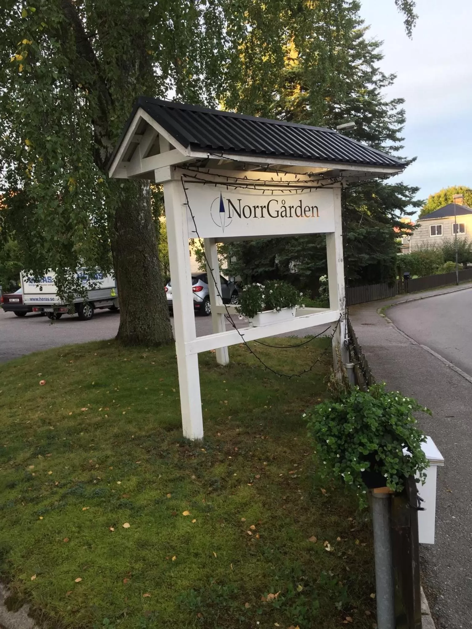 Property logo or sign in Norrgården i Sandviken