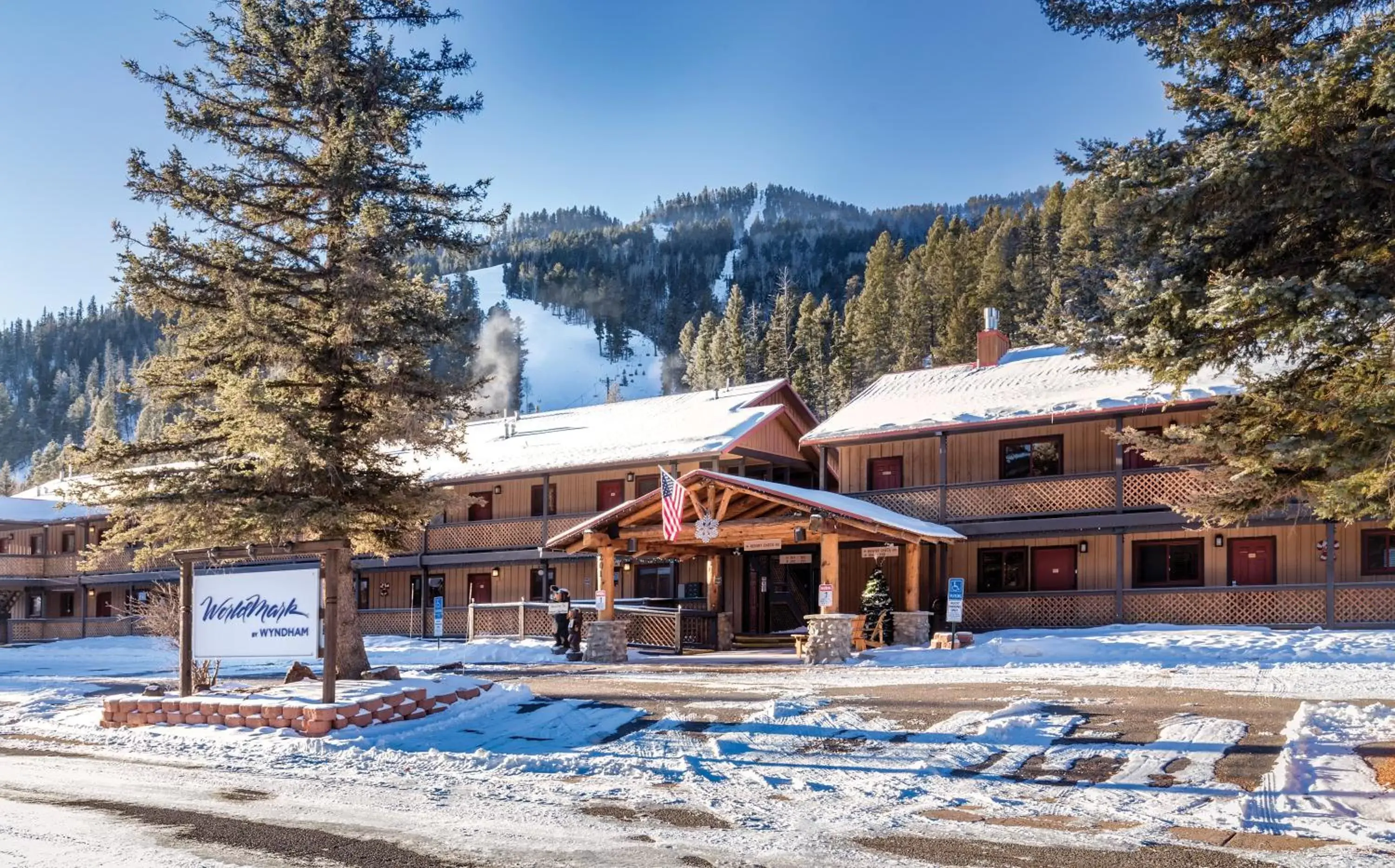 Property building in WorldMark Red River Property building in WorldMark Red River