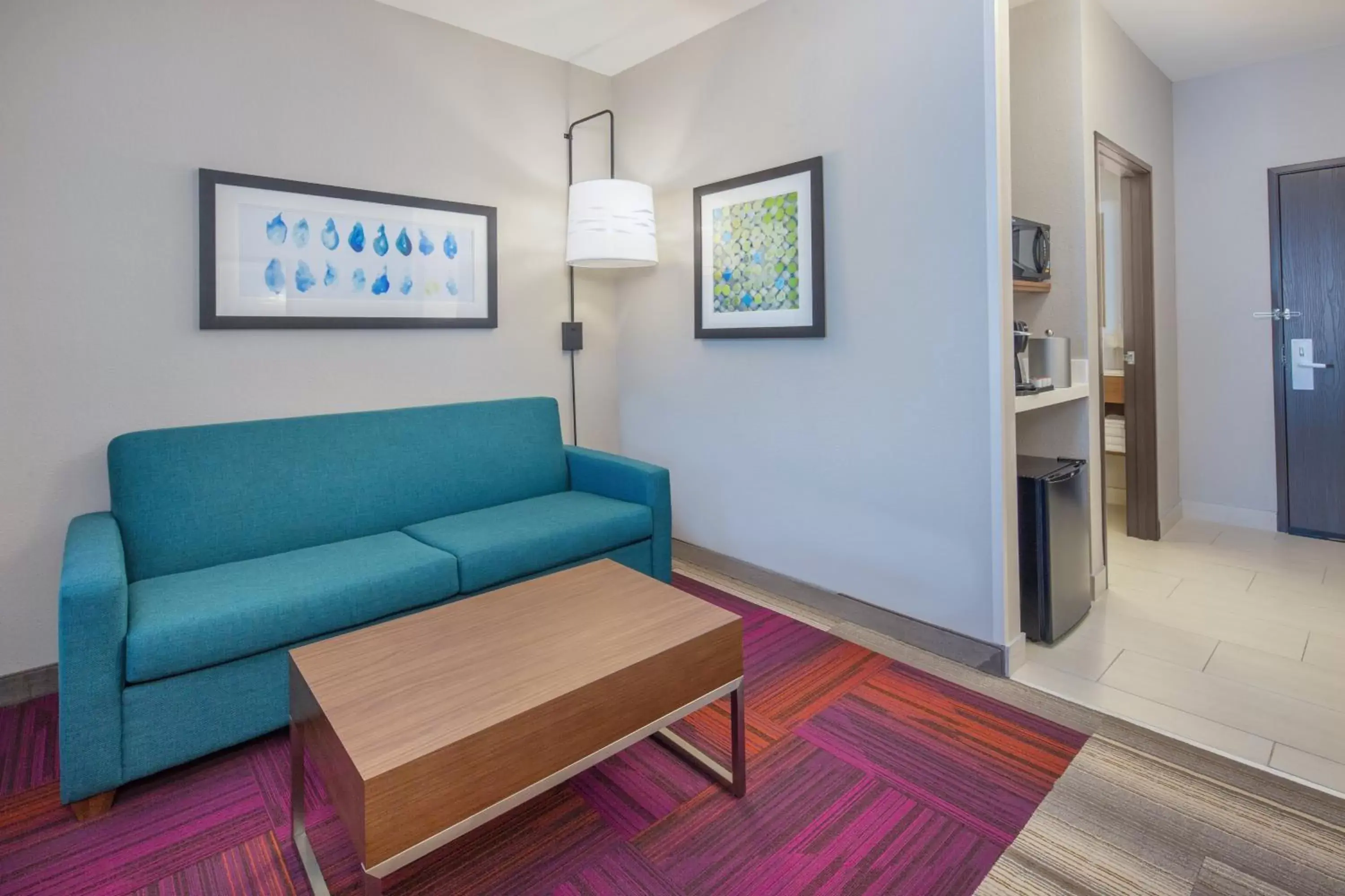 Photo of the whole room in Holiday Inn Express Surprise by IHG Photo of the whole room in Holiday Inn Express Surprise by IHG