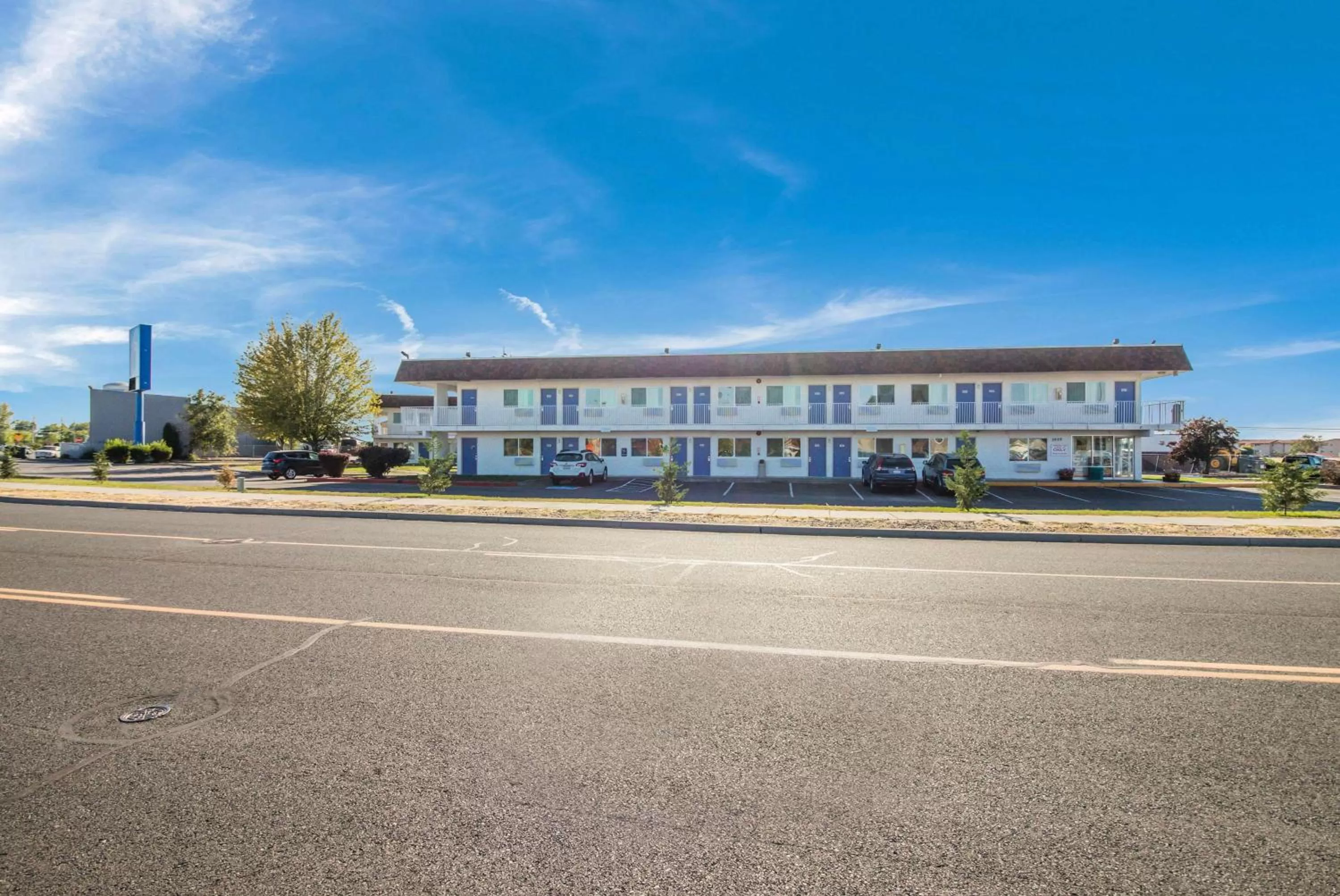 Property building in Motel 6-Moses Lake, WA