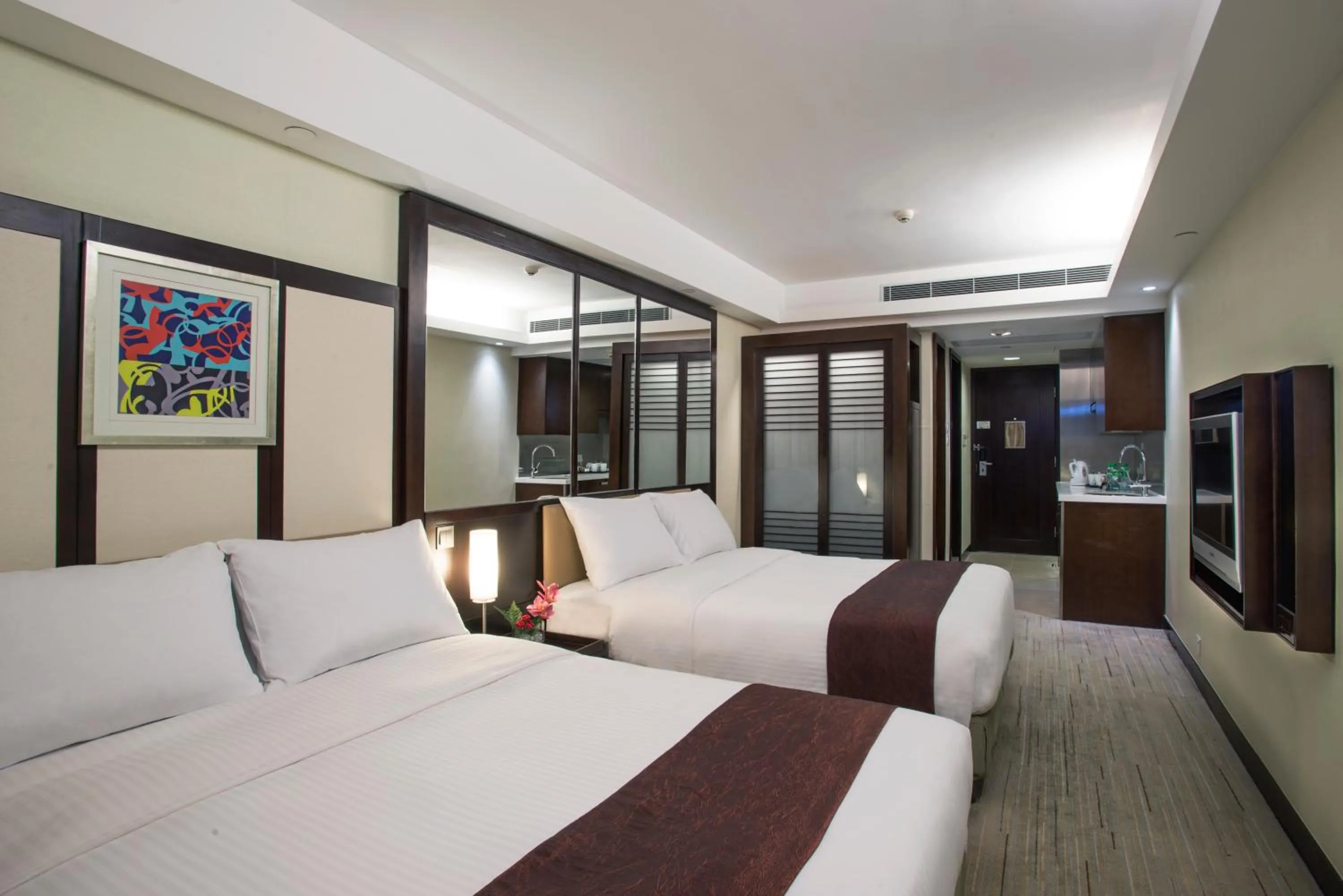 Photo of the whole room, Bed in Royal View Hotel