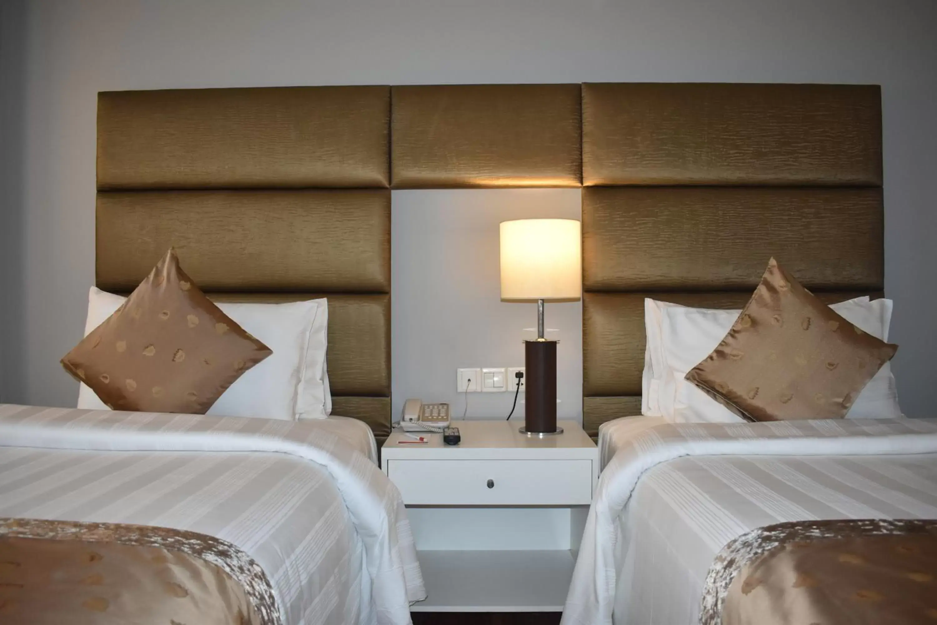 Bed in Ramada Plaza by Wyndham Karachi Airport Hotel Bed in Ramada Plaza by Wyndham Karachi Airport Hotel