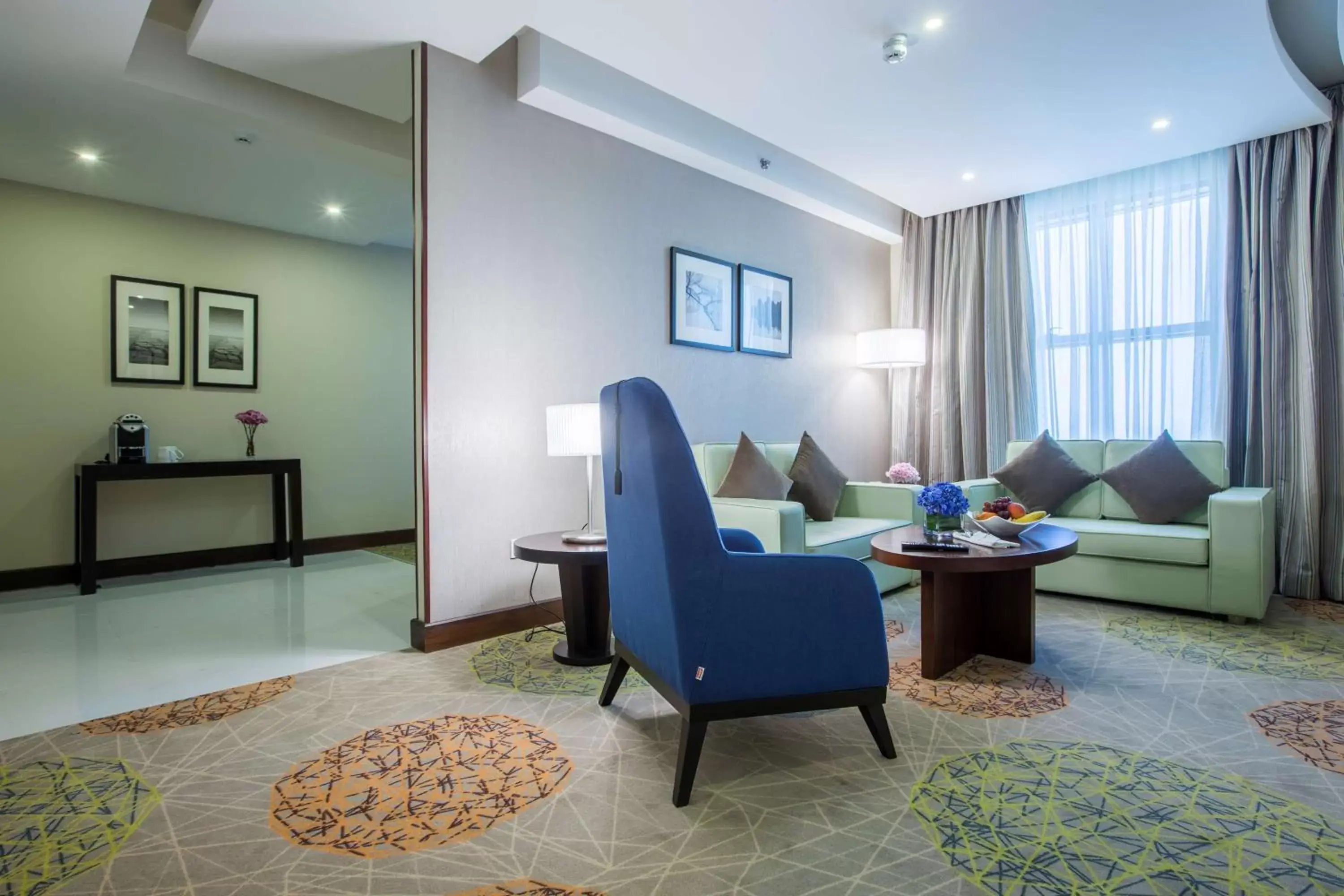 Photo of the whole room in Radisson Blu Plaza Jeddah Photo of the whole room in Radisson Blu Plaza Jeddah