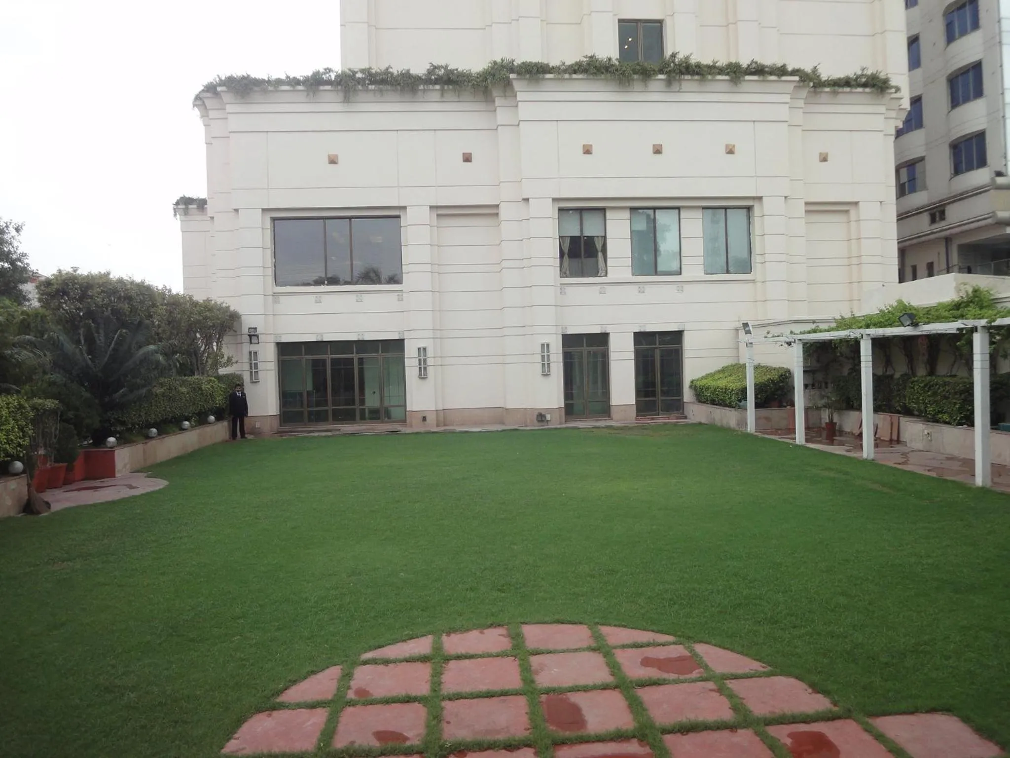Garden in Radisson Hotel Varanasi