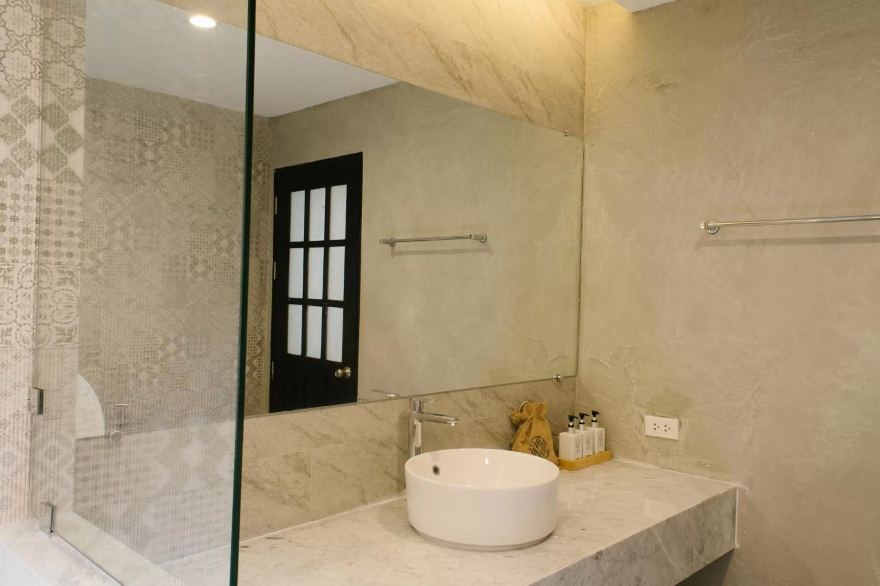 Toilet in VAYNA Boutique Koh Chang