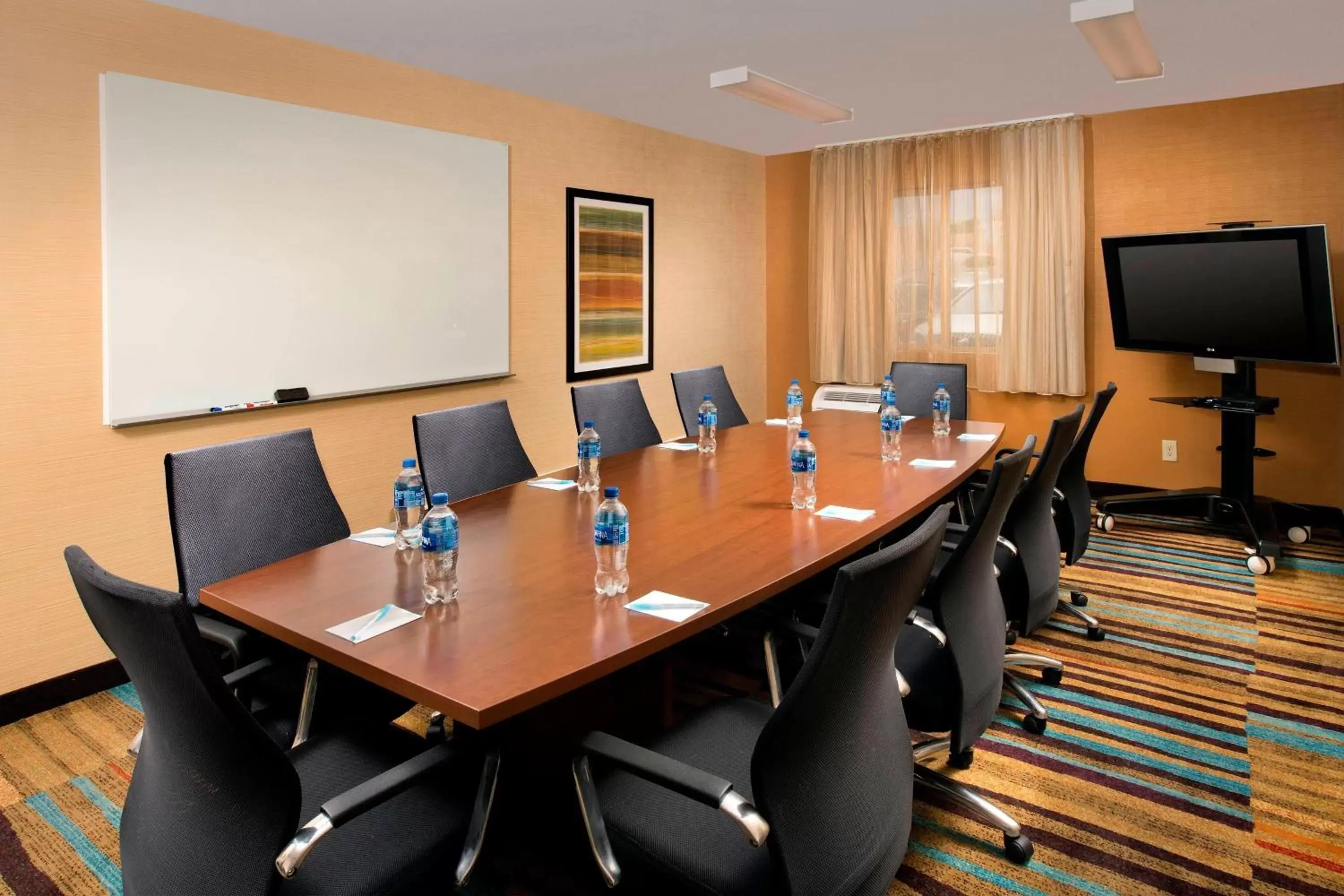 Meeting/conference room in Fairfield Inn & Suites by Marriott Albuquerque Airport