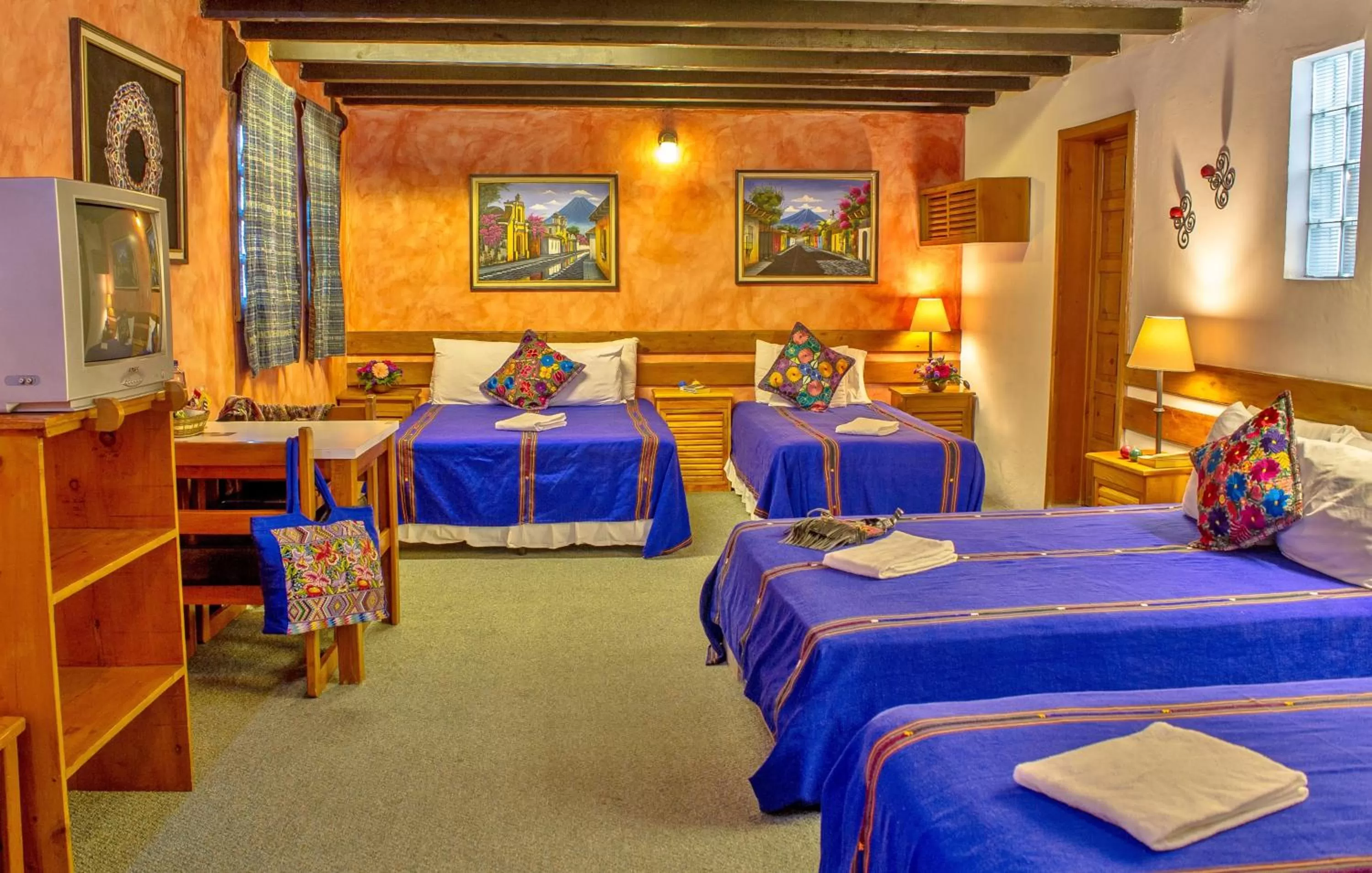 Photo of the whole room, Bed in Hotel Panchoy by AHS