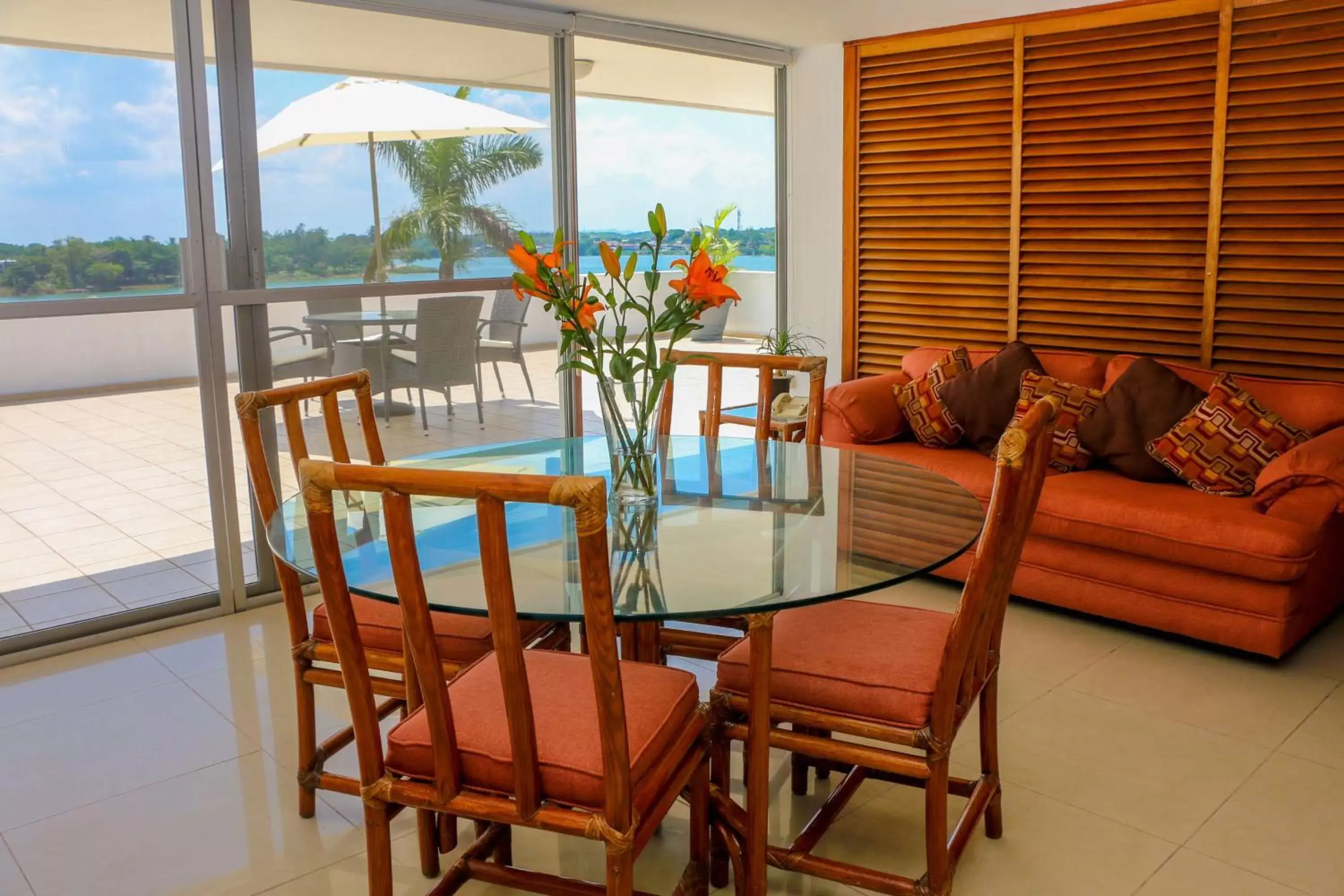 Balcony/Terrace in Best Western Riviera Tuxpan