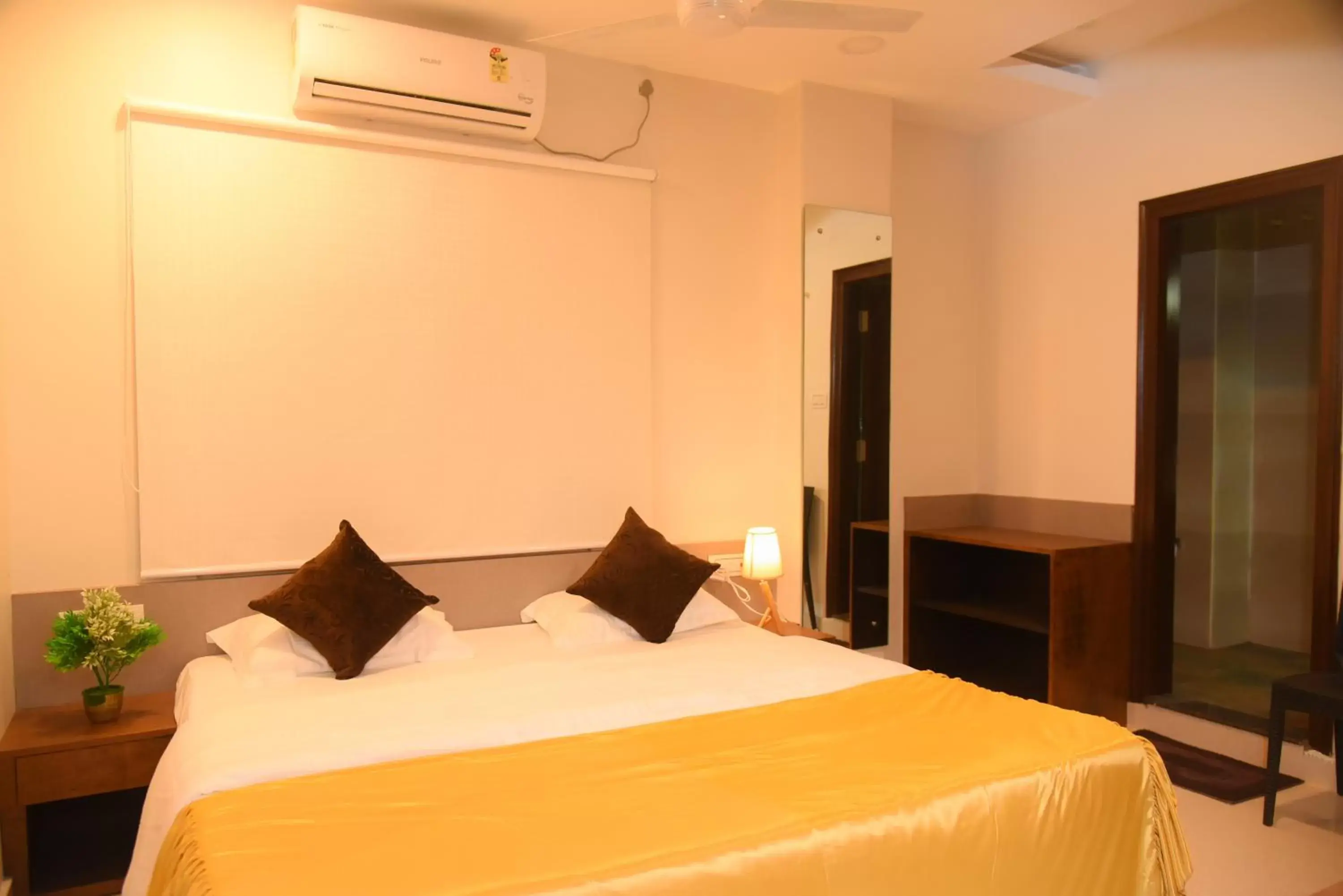 Deluxe Double Room in Hotel Tea City Deluxe Double Room in Hotel Tea City