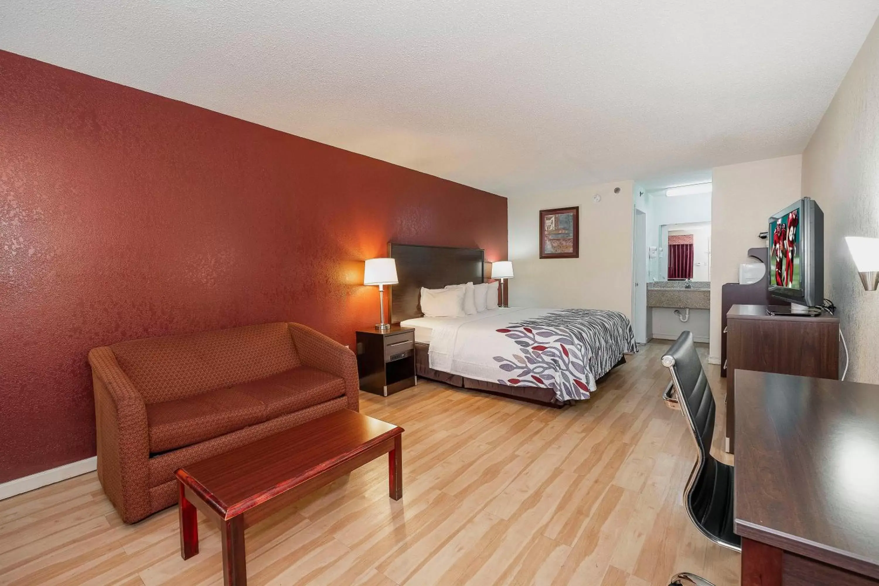 Photo of the whole room in Red Roof Inn & Suites Rome