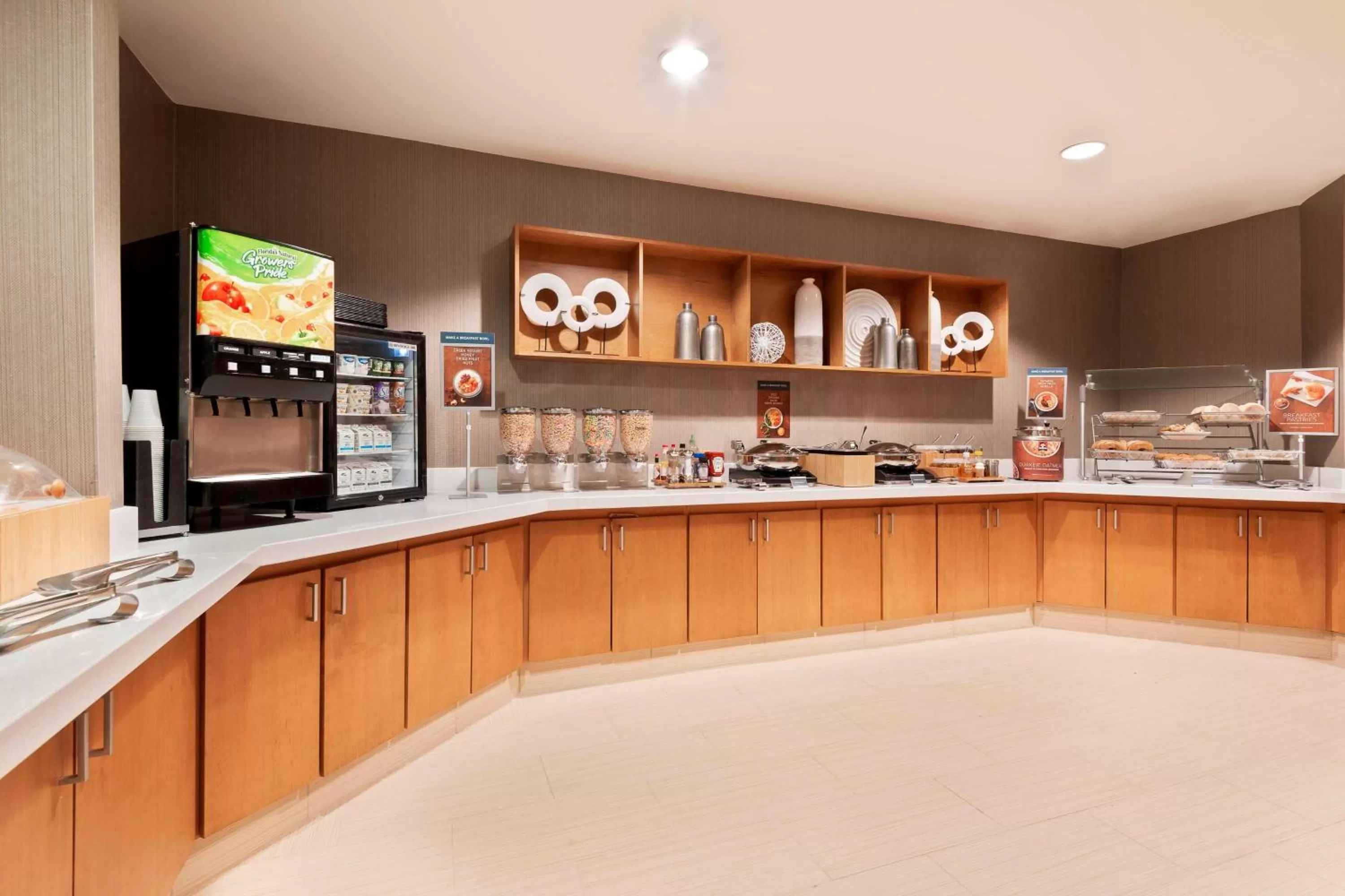 Breakfast in SpringHill Suites Asheville