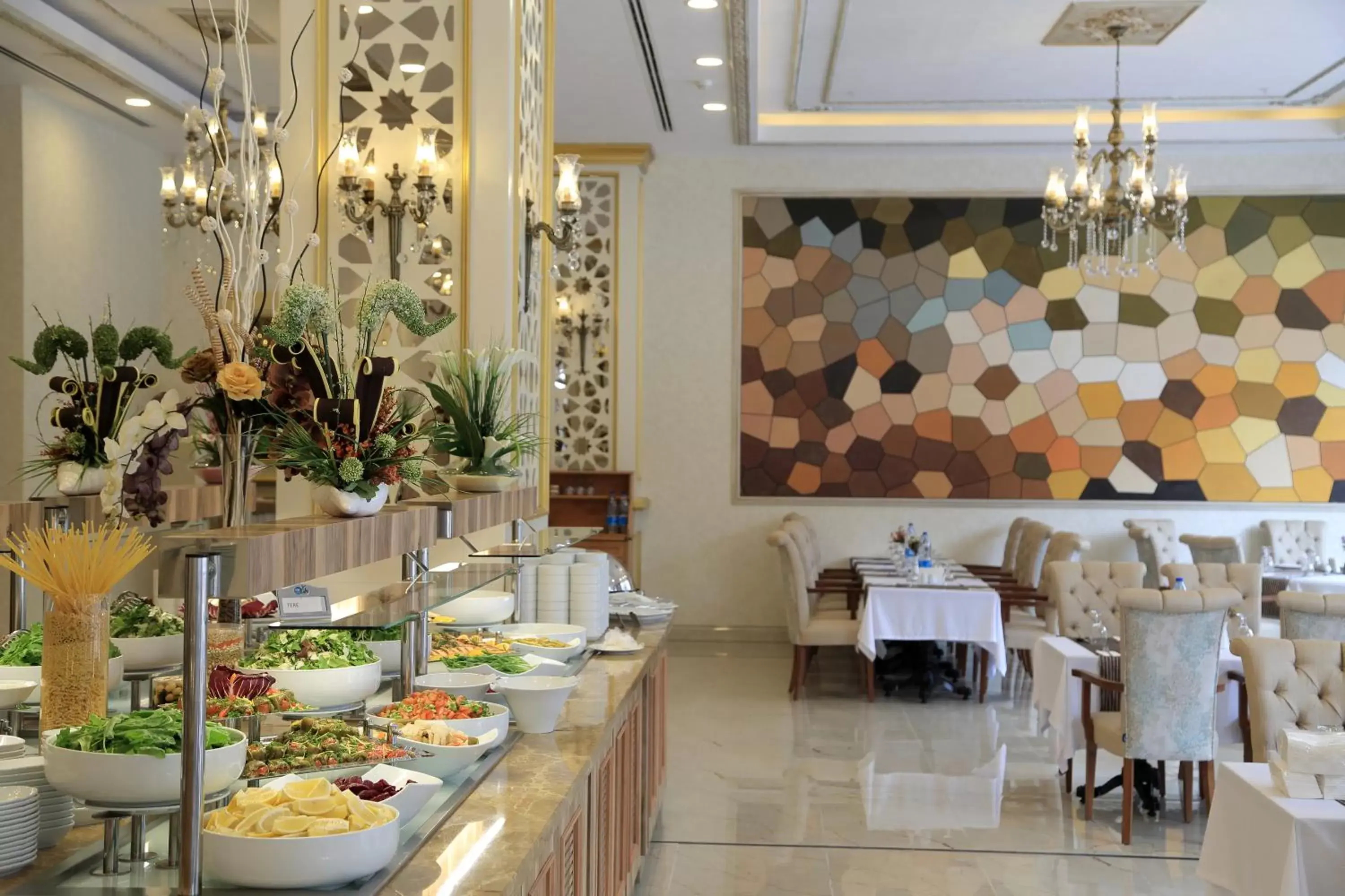 Restaurant/Places to Eat in Cam Thermal Resort Hotel & Spa