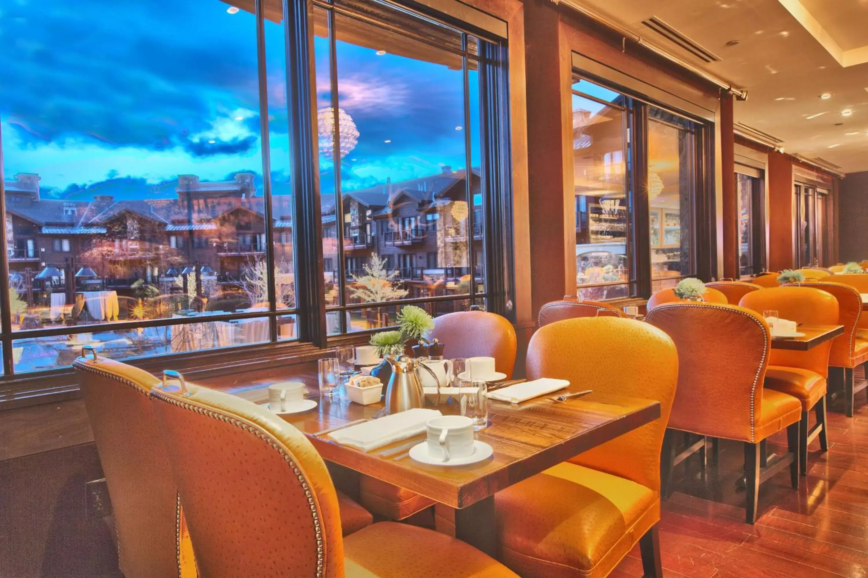 Restaurant/Places to Eat in Waldorf Astoria Park City