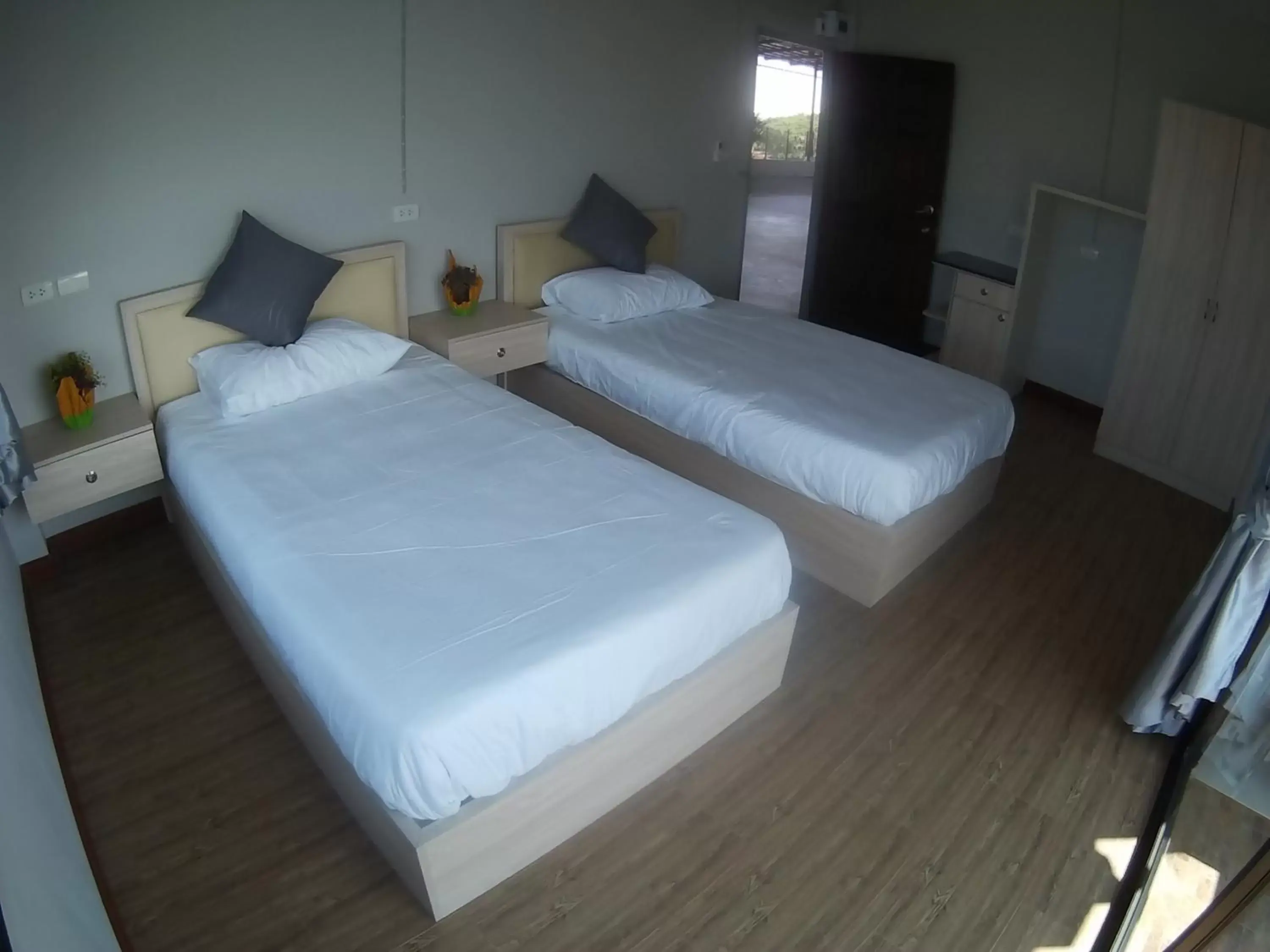 Bed in Na Siri Lake View Bed in Na Siri Lake View