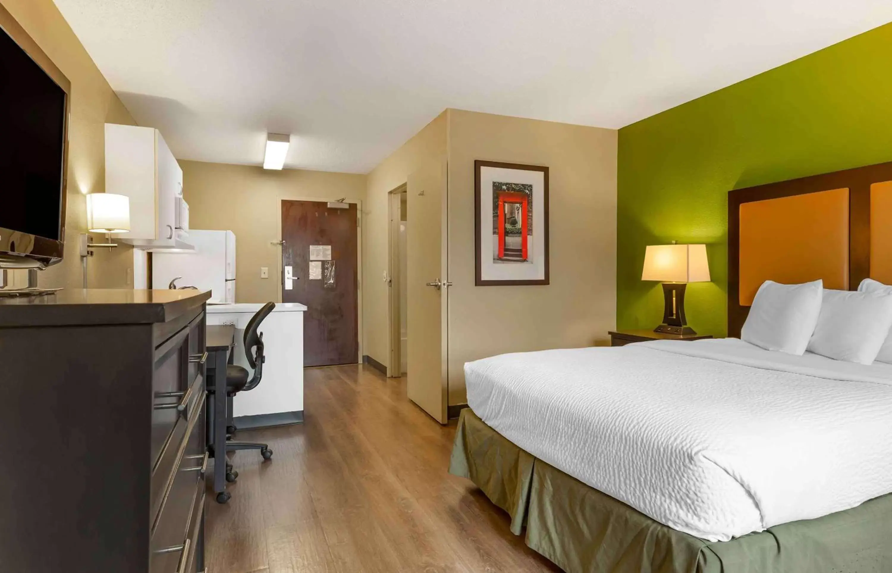 Bedroom in Extended Stay America Suites - Boston - Tewksbury