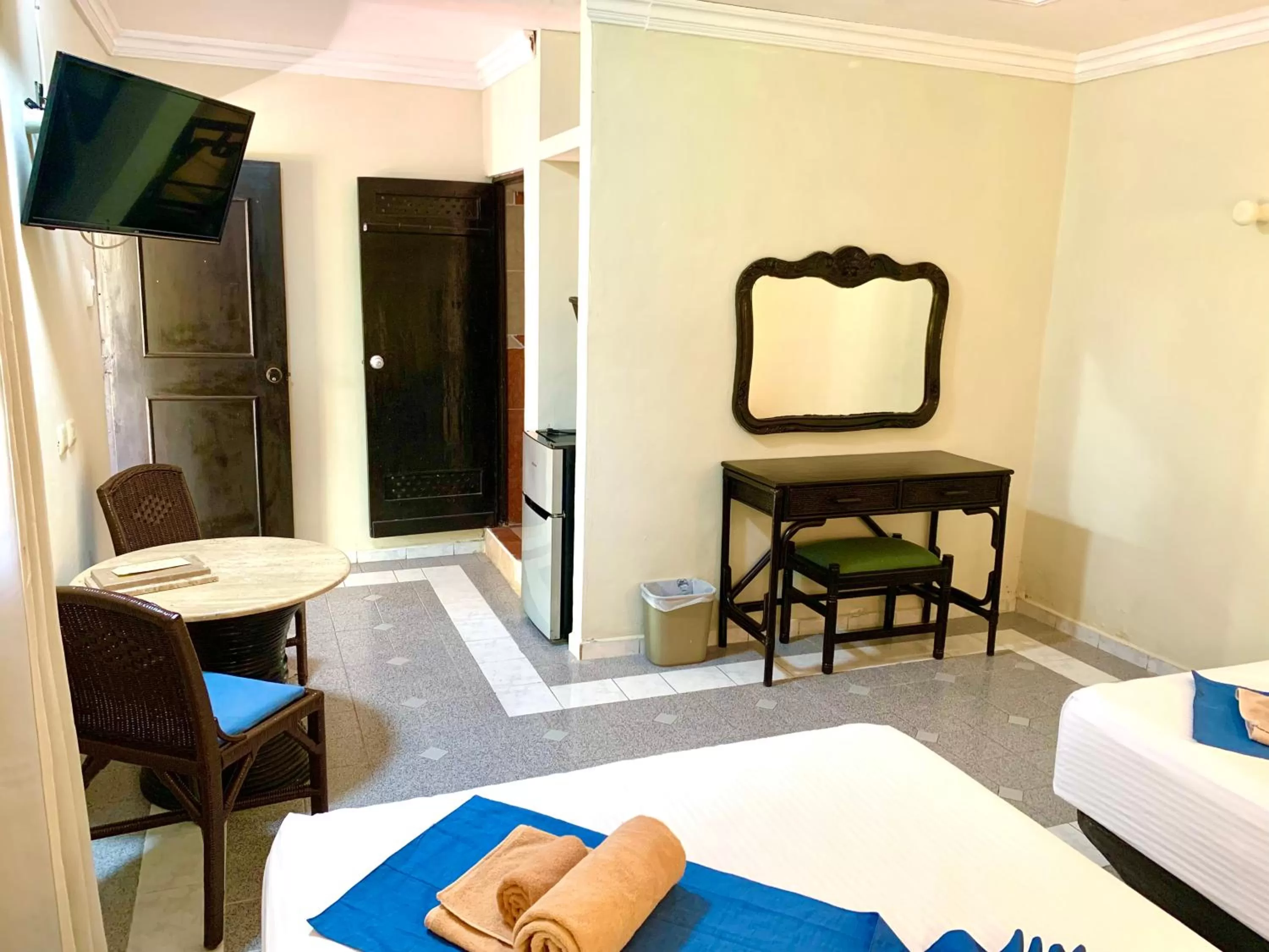 Seating Area in Hotel Green River