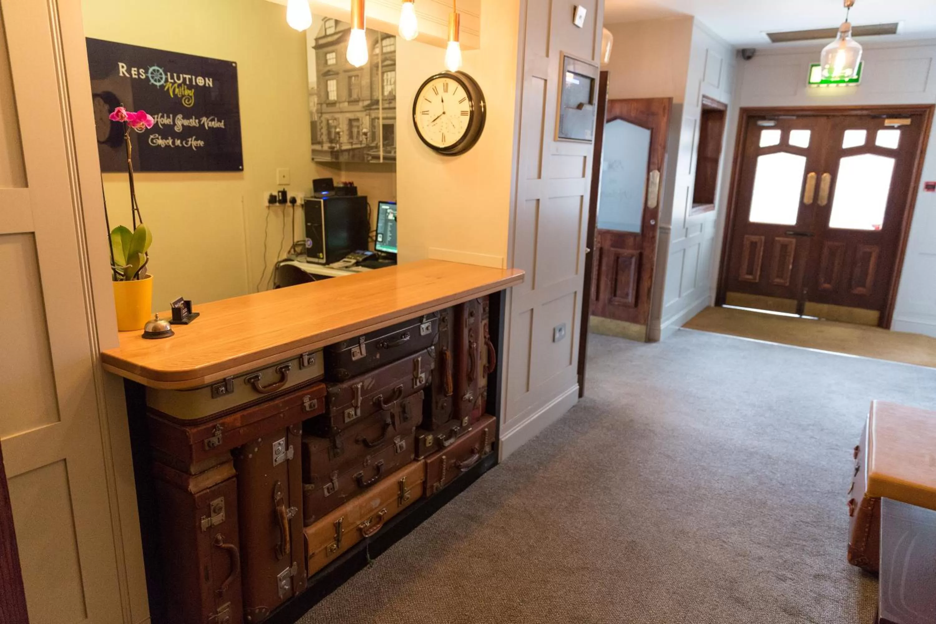 Lobby or reception in The Resolution Hotel