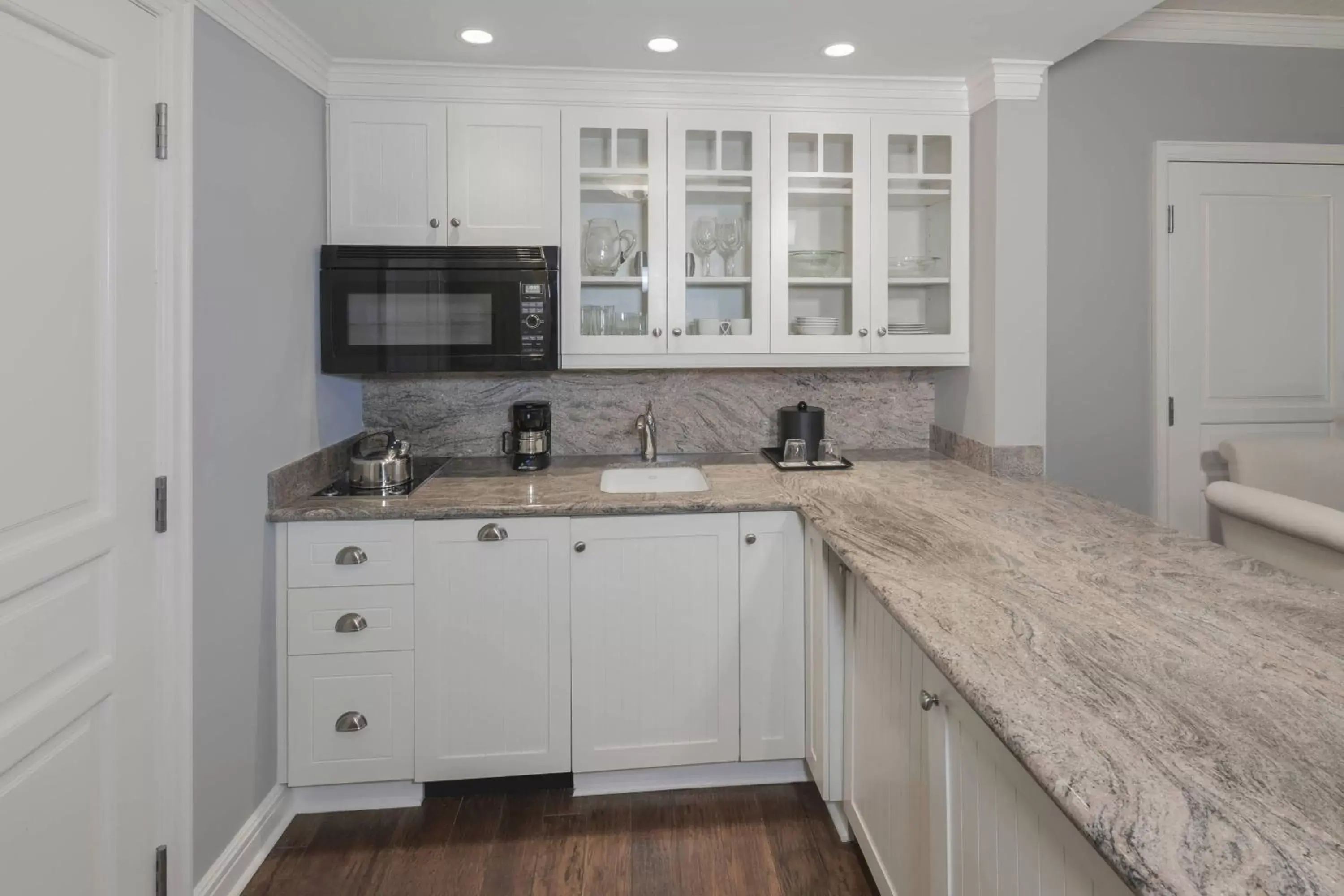 Kitchen or kitchenette, Kitchen/Kitchenette in JW Marriott The Rosseau Muskoka Resort & Spa