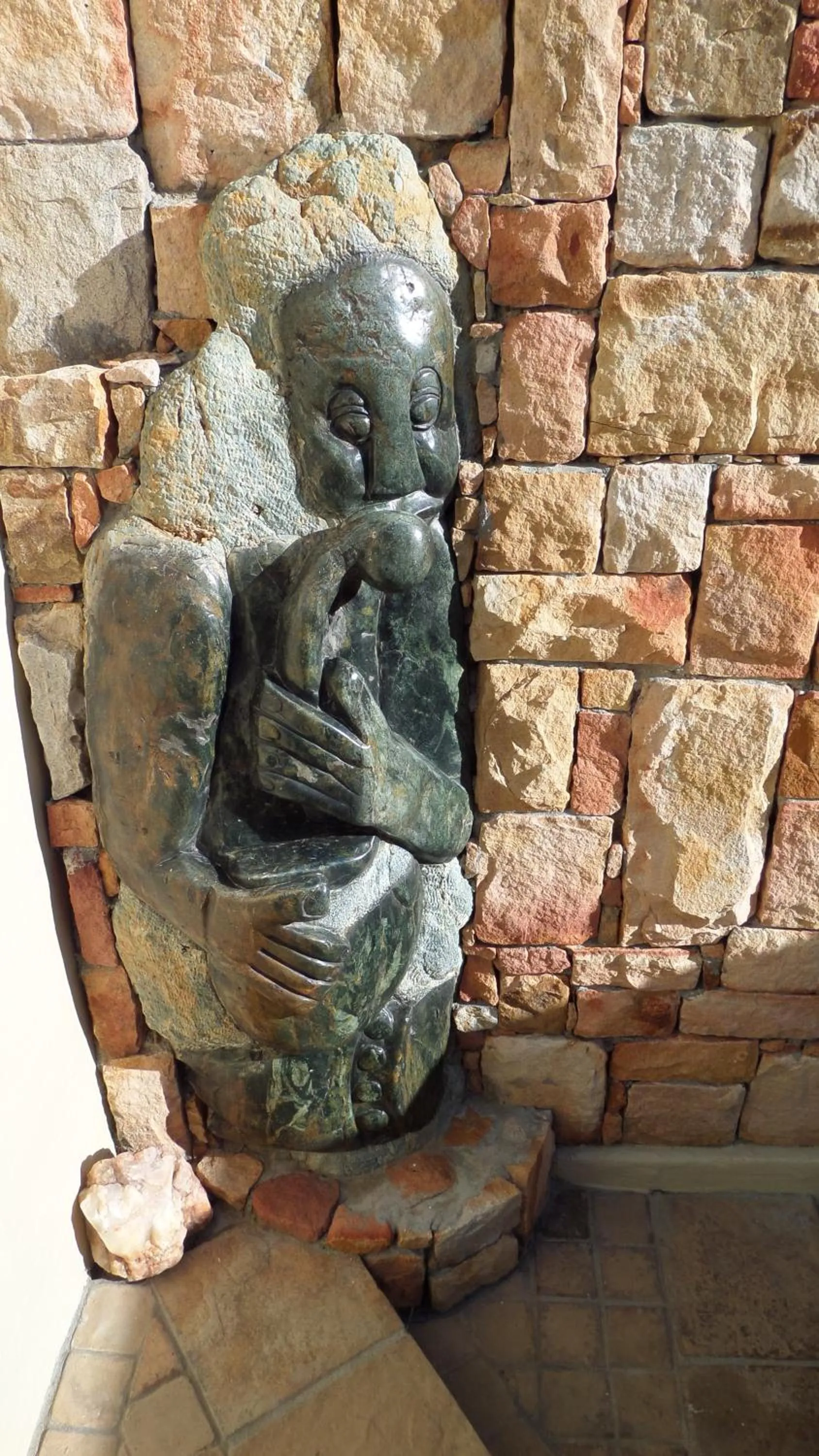 Decorative detail in Moonglow Guesthouse