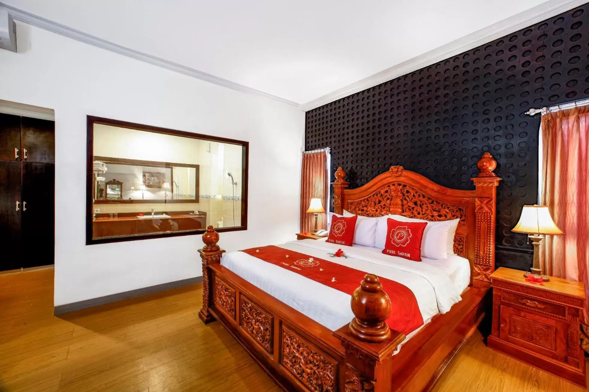 Bedroom, Bed in Puri Saron Hotel Baruna Beach Lovina